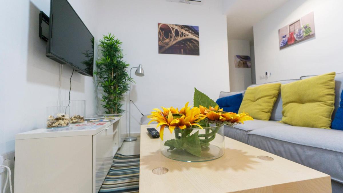 RentalSevilla Confortable apartamento cerca de Plaza Pilatos