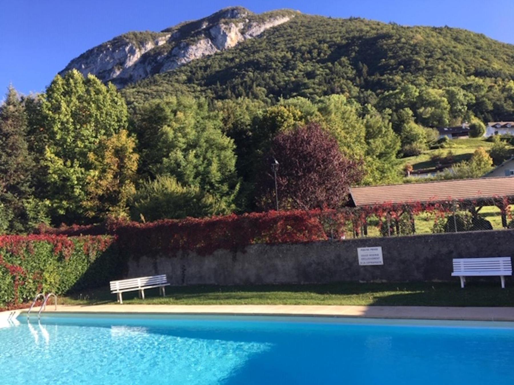 Angel Services - Le parc des Charmilles view 2