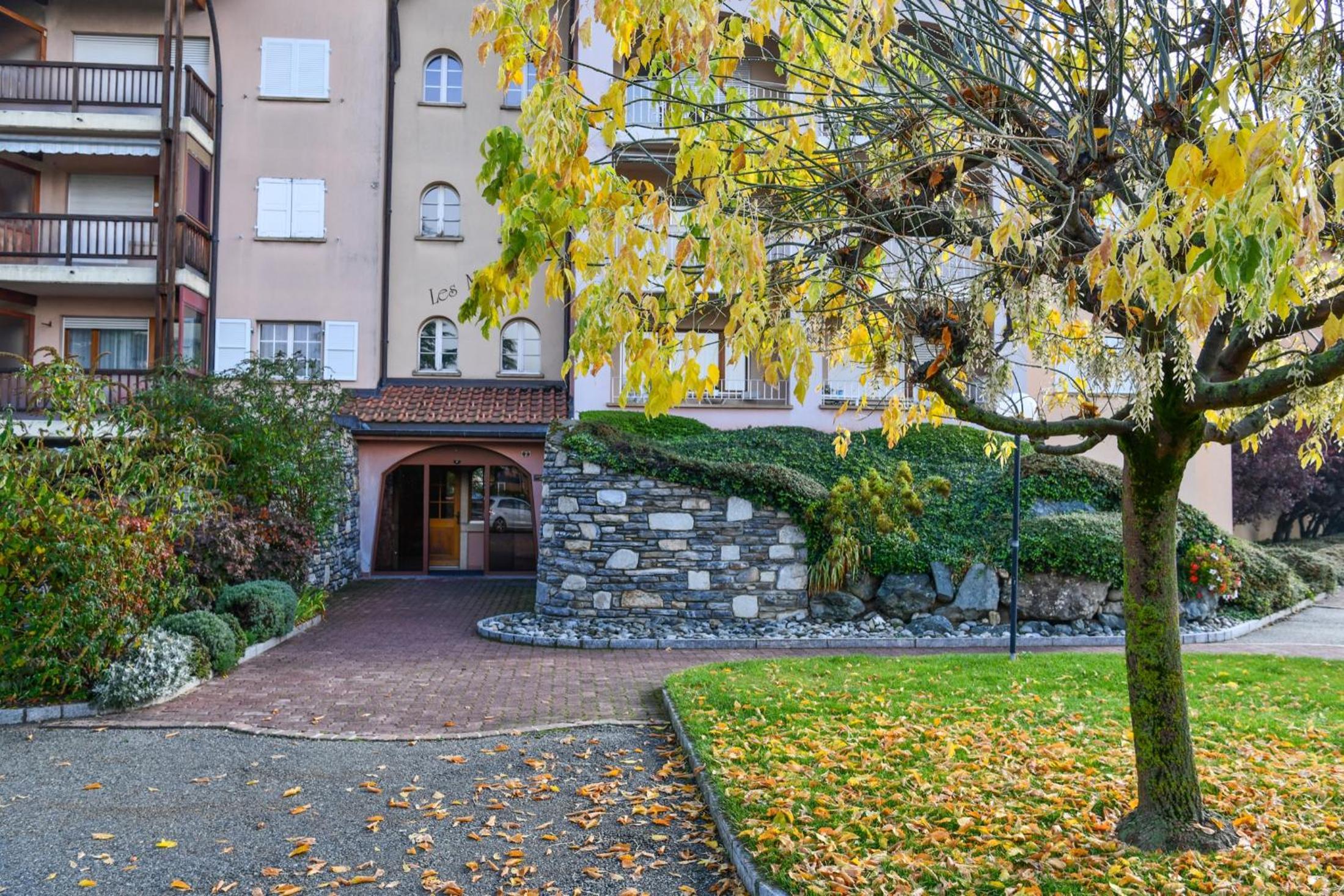 Charming and comfortable studio ideally located in Saillon view 3