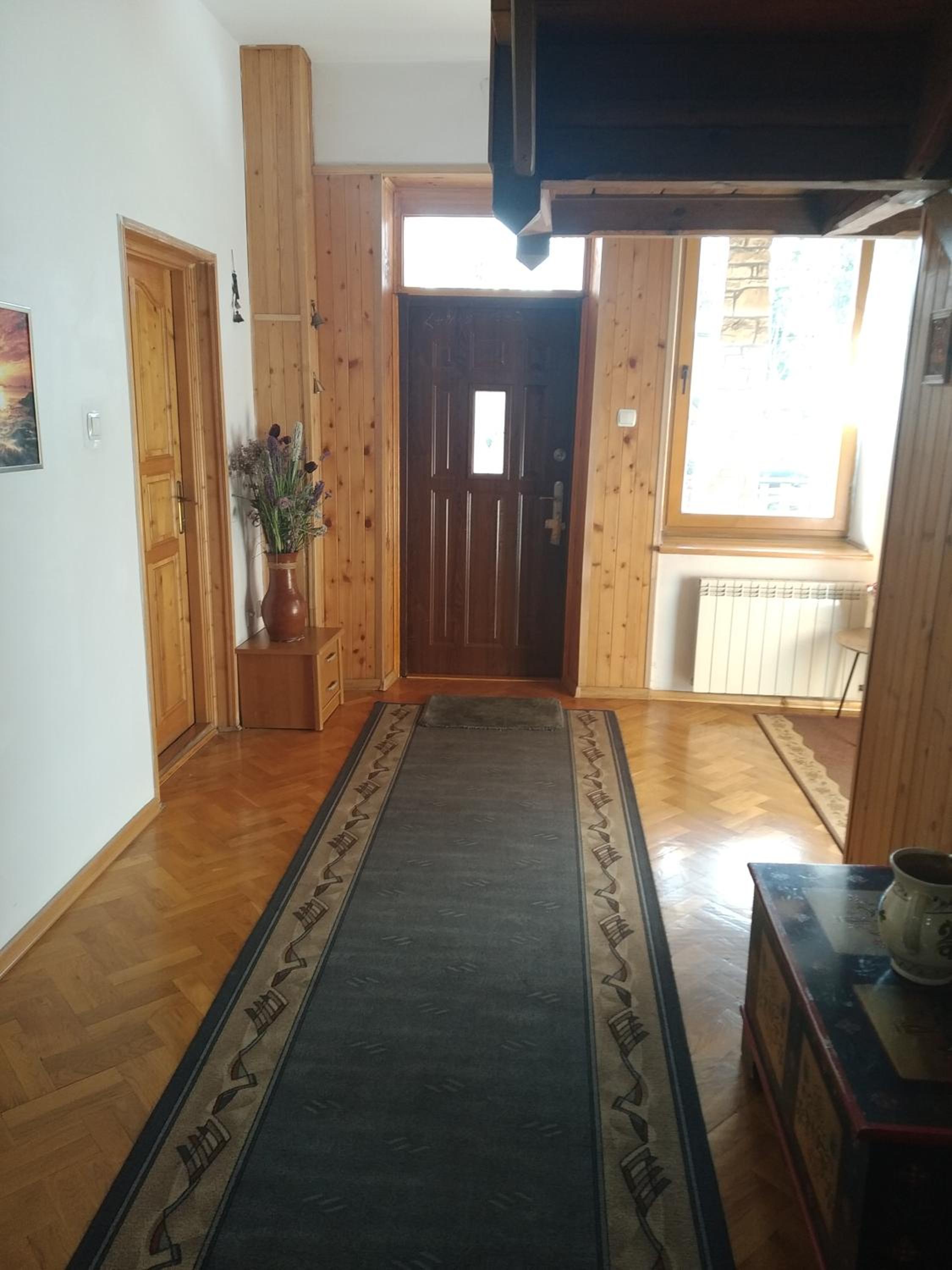 Photo 34