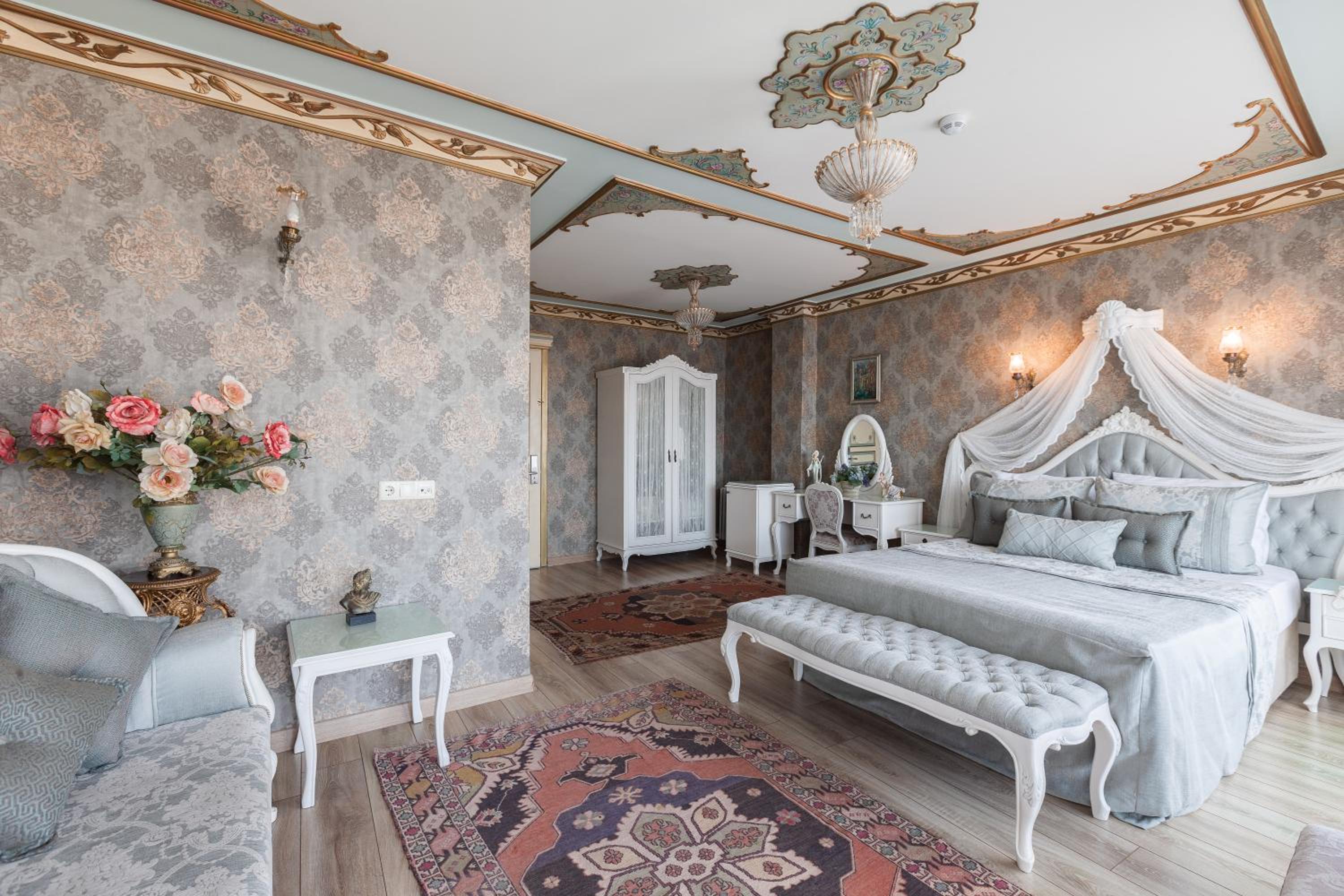 Romantic Hotel Istanbul - Image 53