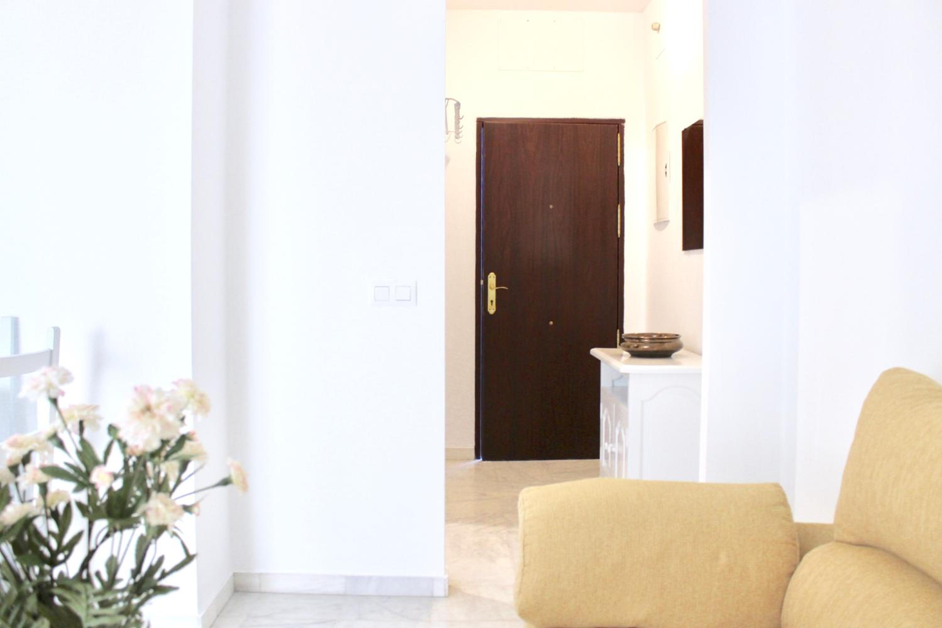 City CENTER and Free PARKING apartment