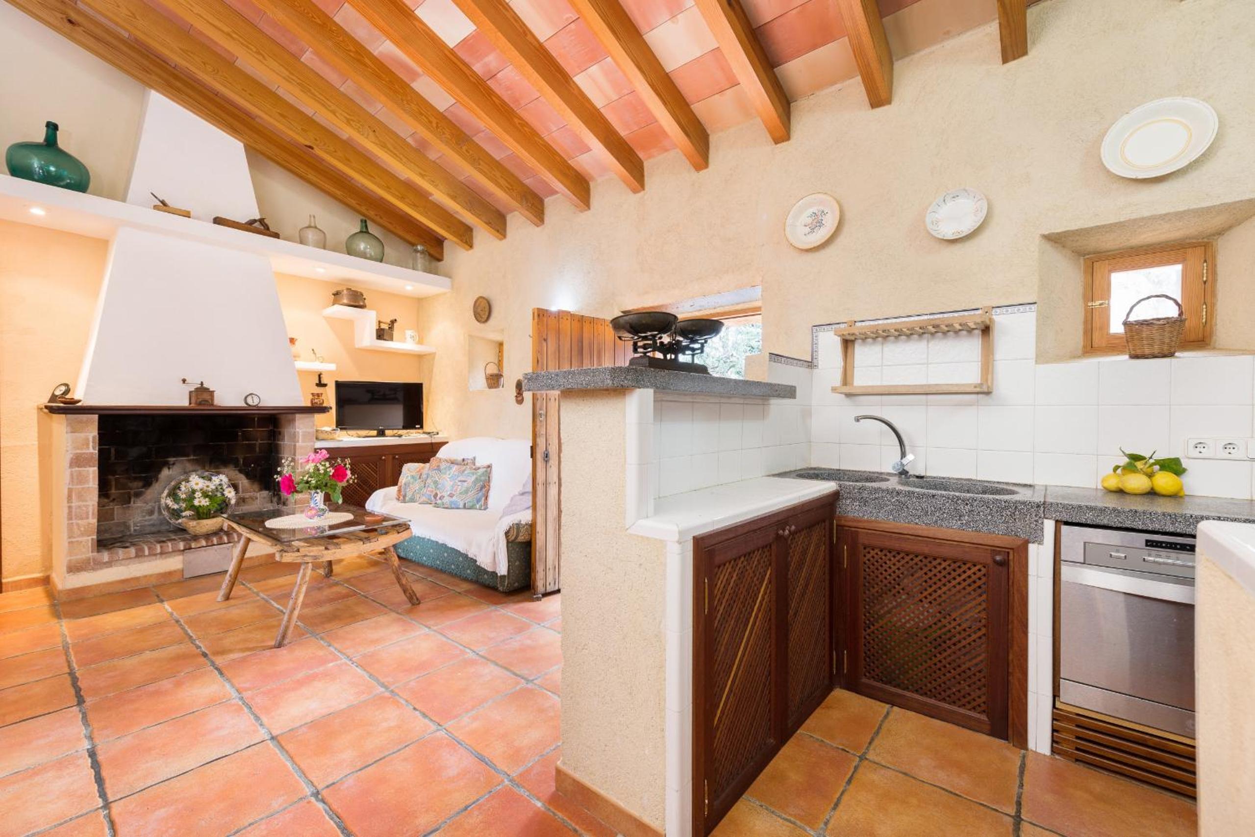 C242 Galardo by Mallorca Villa Selection view 4