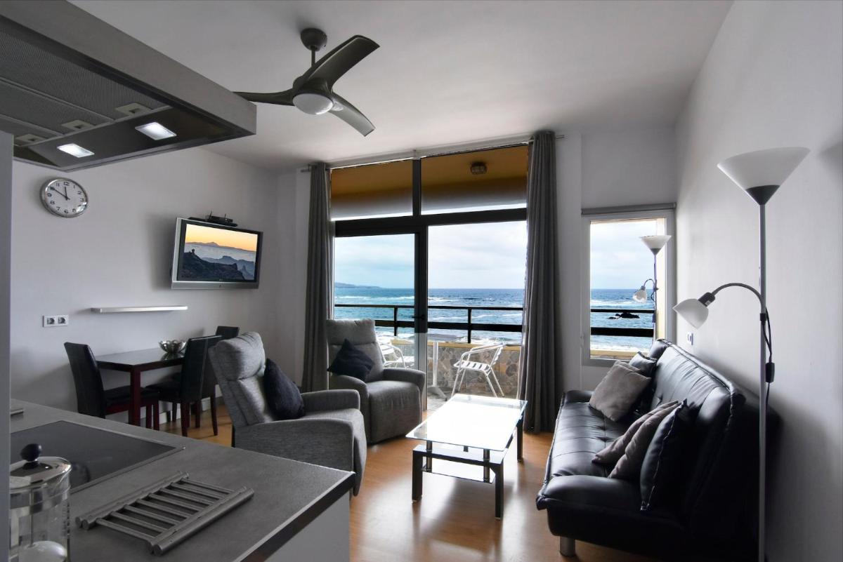 Seafront Terrace Home Las Canteras Beach - Wifi photo 2