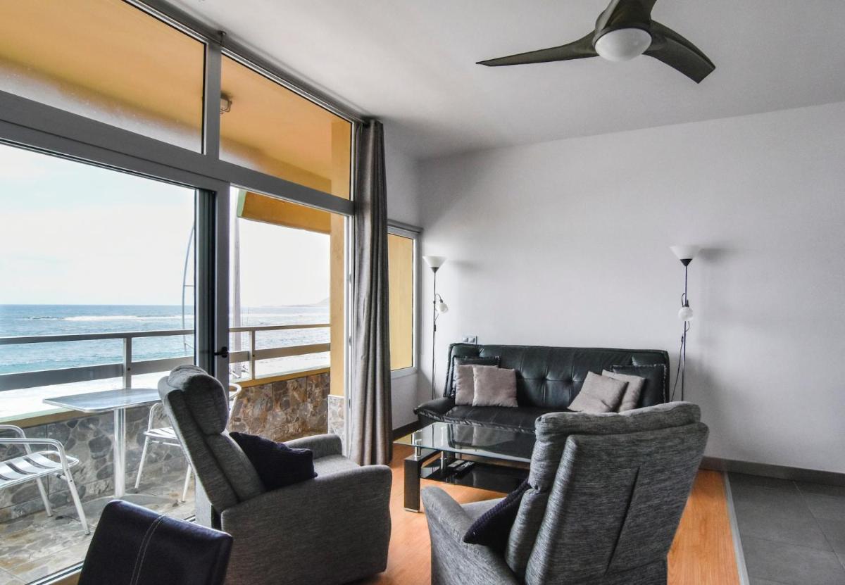 Seafront Terrace Home Las Canteras Beach - Wifi photo 3