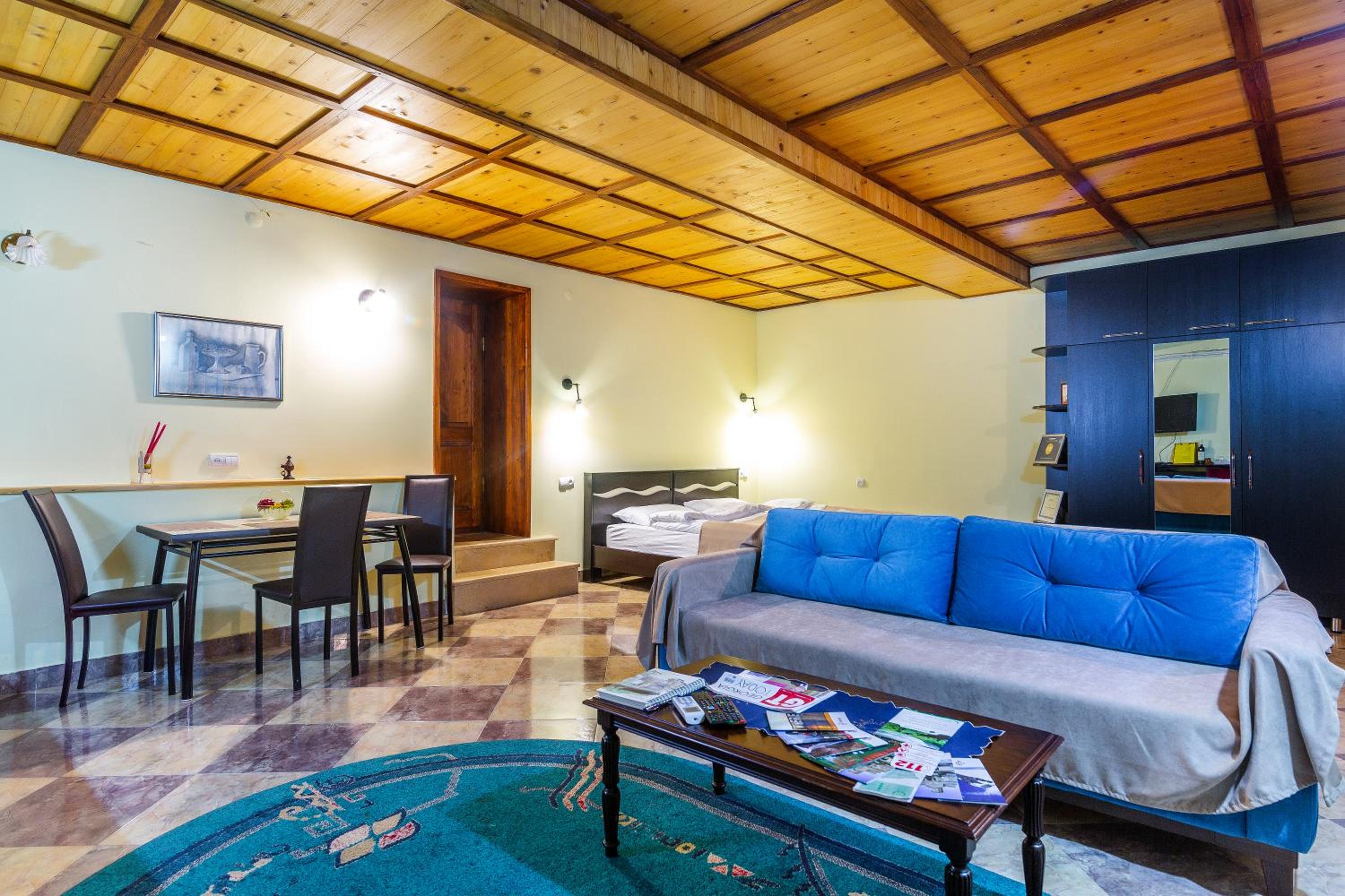 Salomes Apartment Tuti