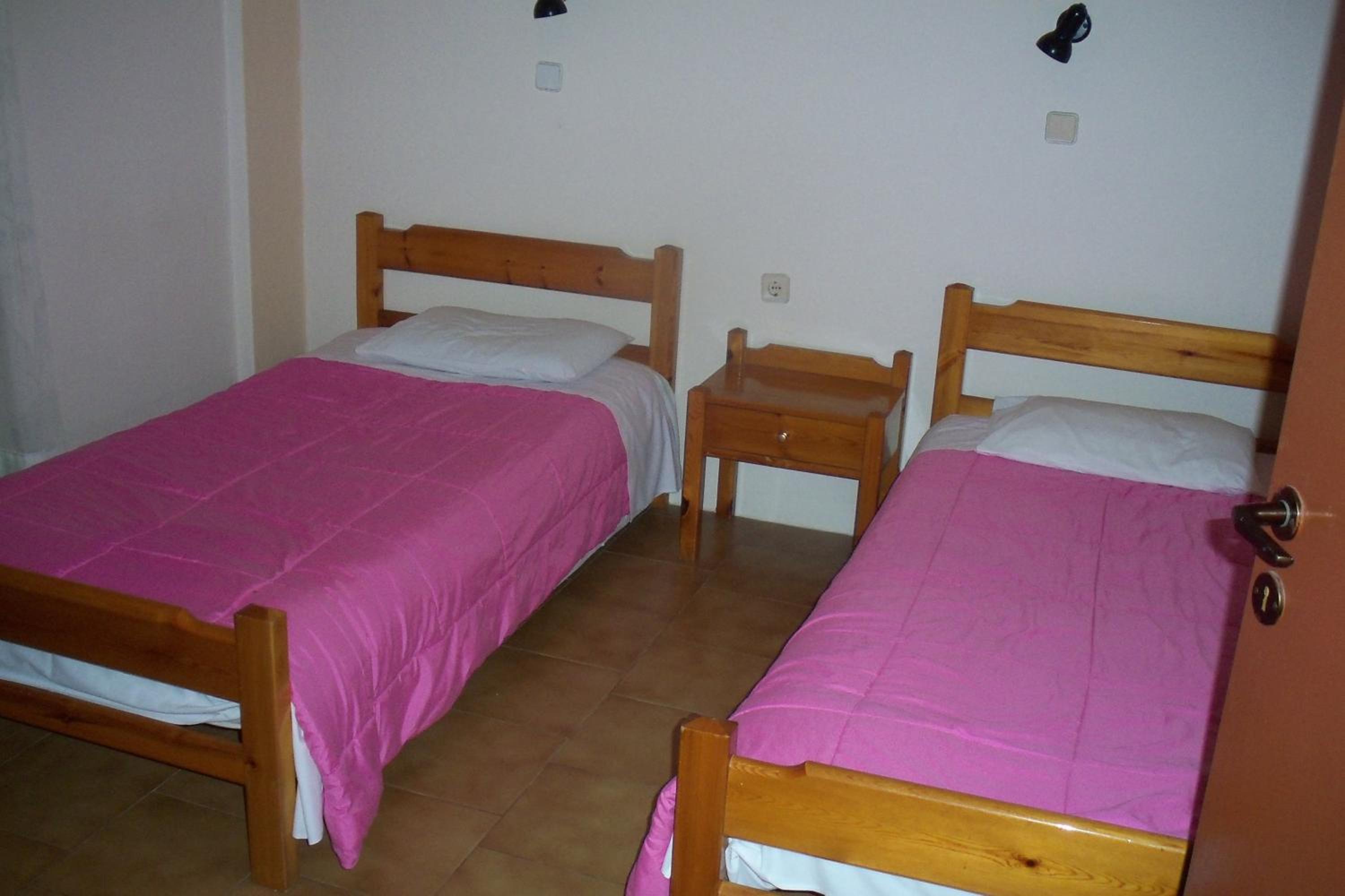 Nikolas Apartments