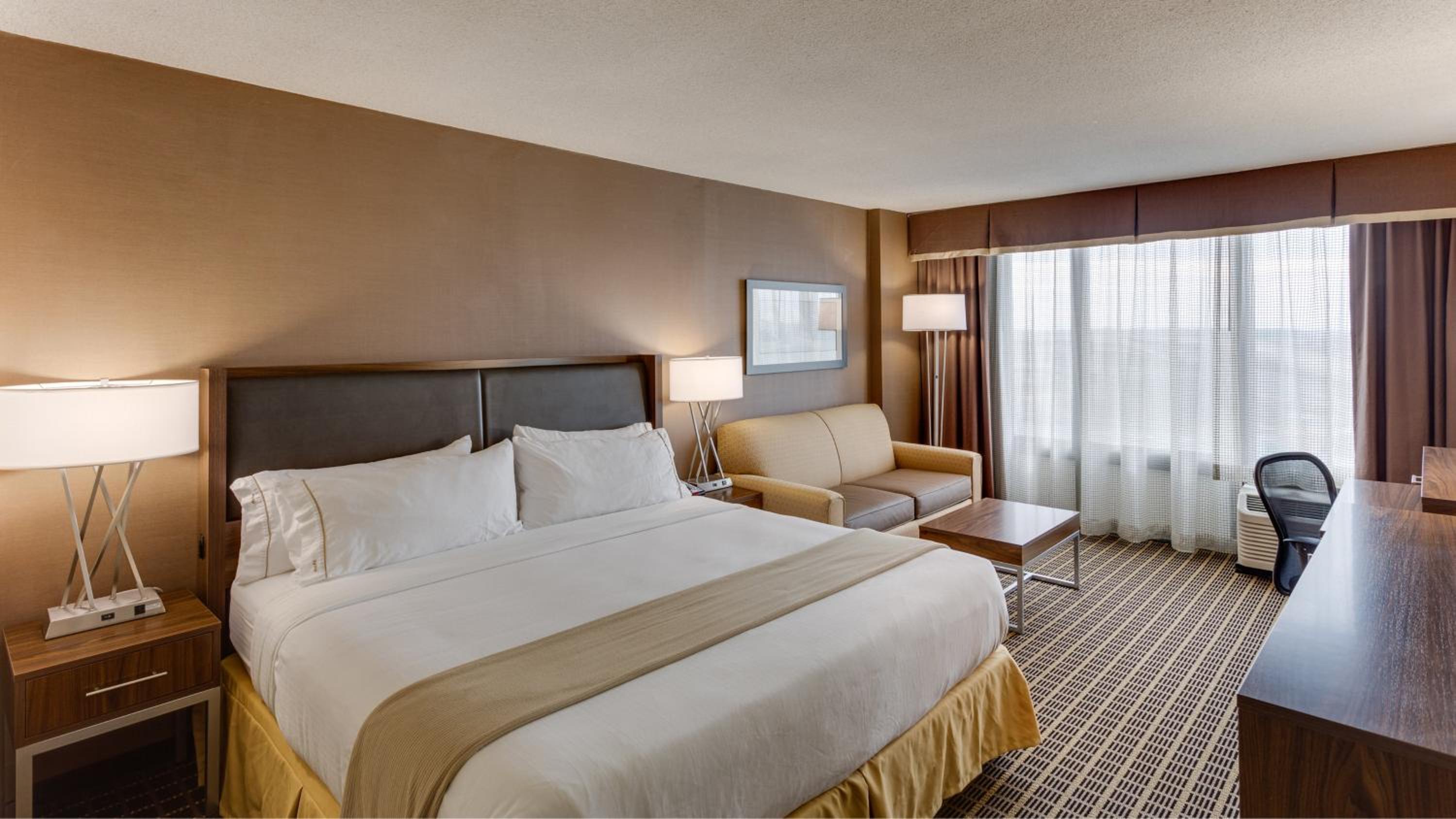 Springfield Vacations - Holiday Inn Express Washington DC SW - Springfield, an IHG Hotel - Property Image 25