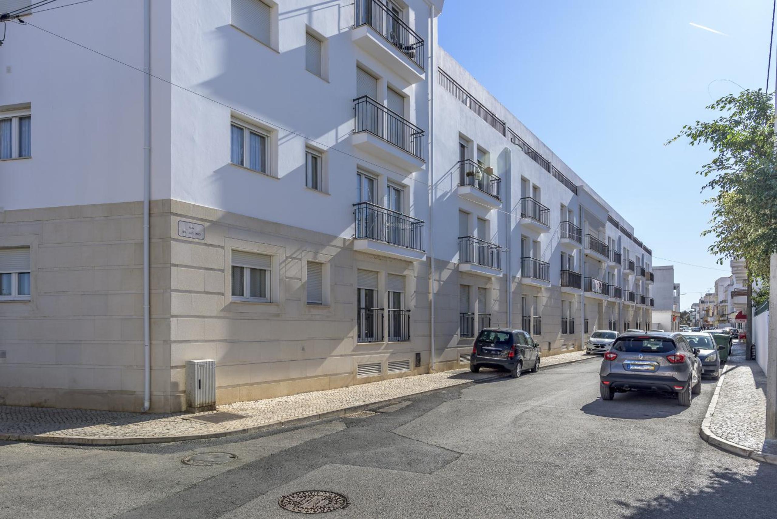 FLH Vila Real Santo António Flat with Pool