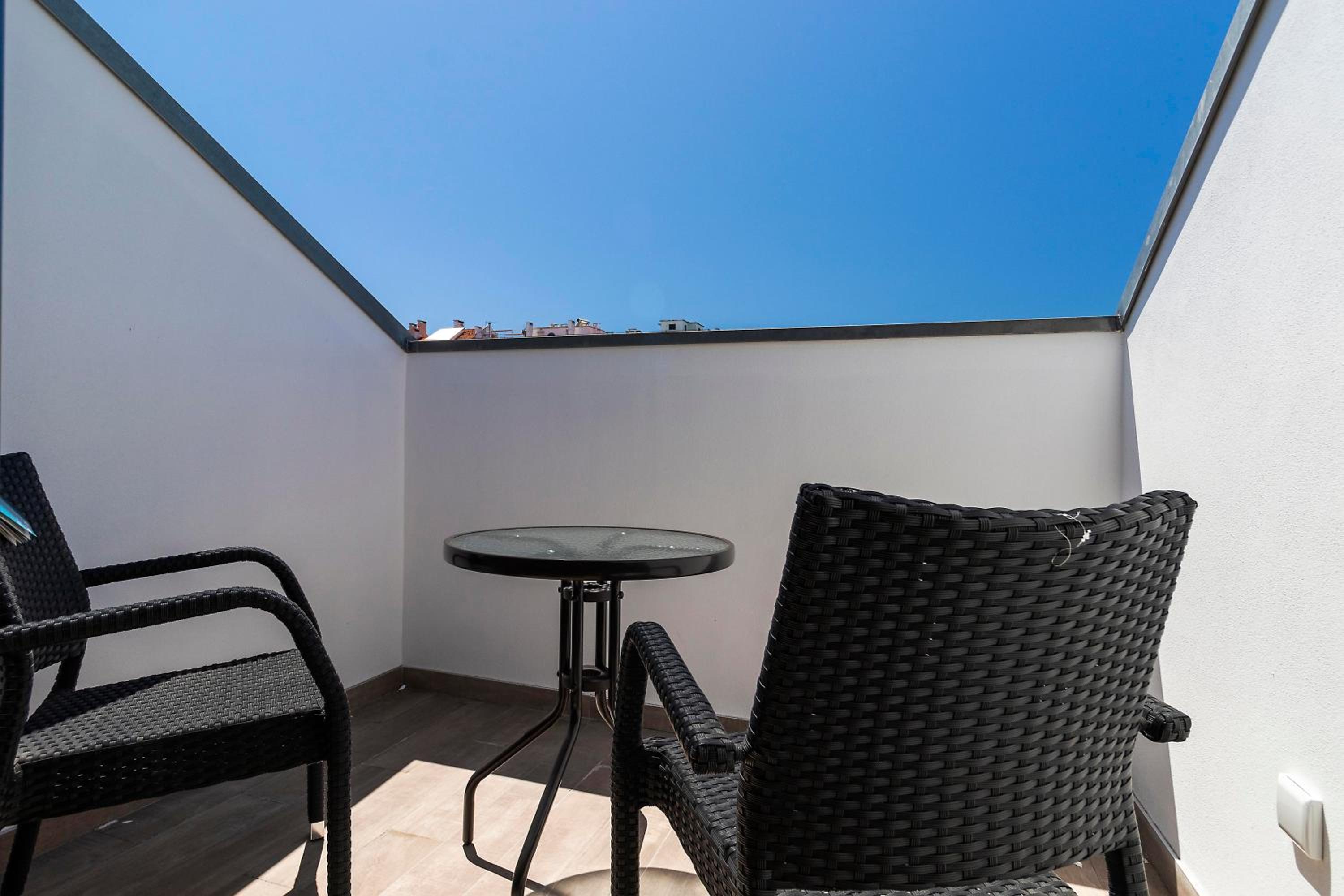 Lusitano Top Floor Apartment view 2