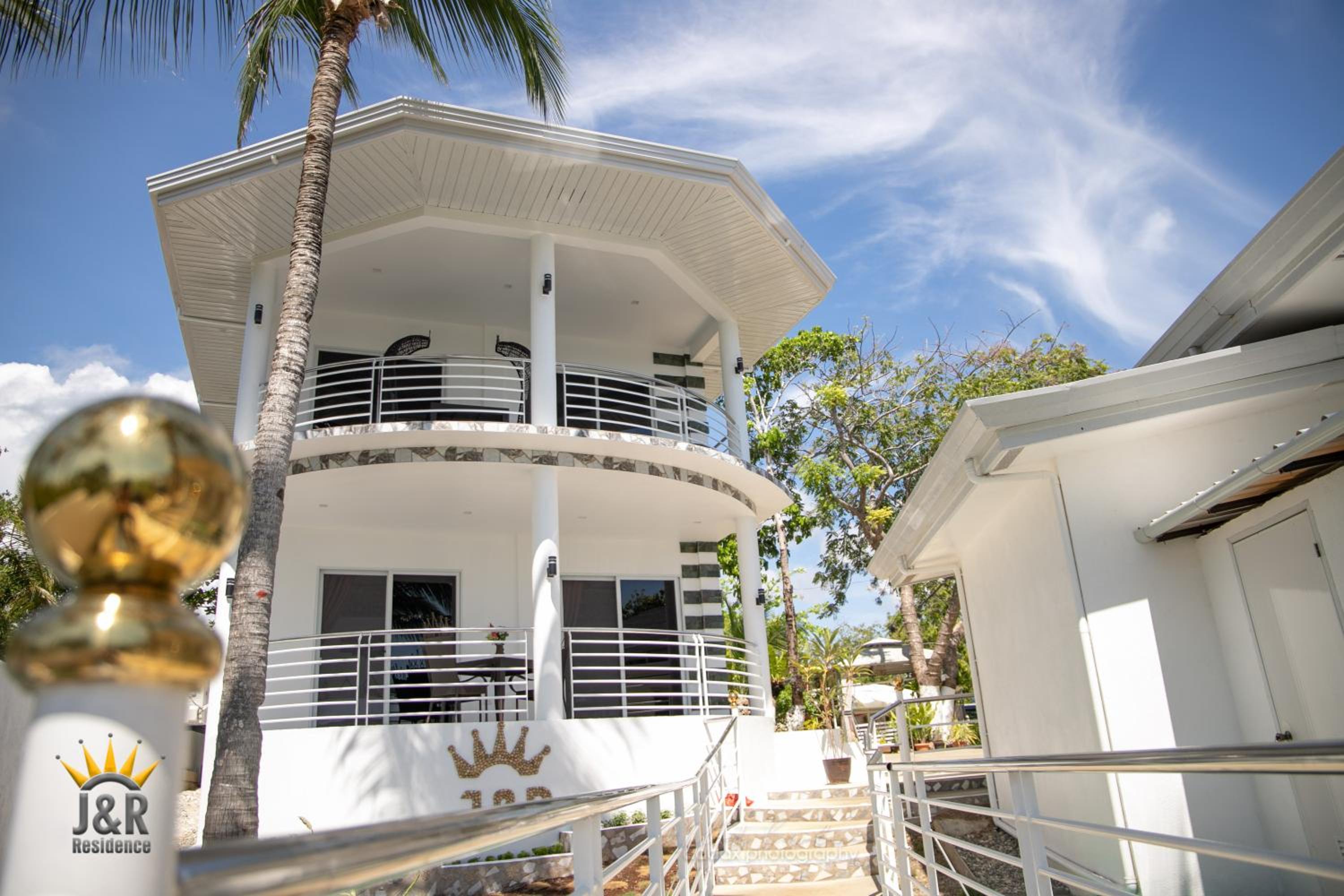J&R Residence