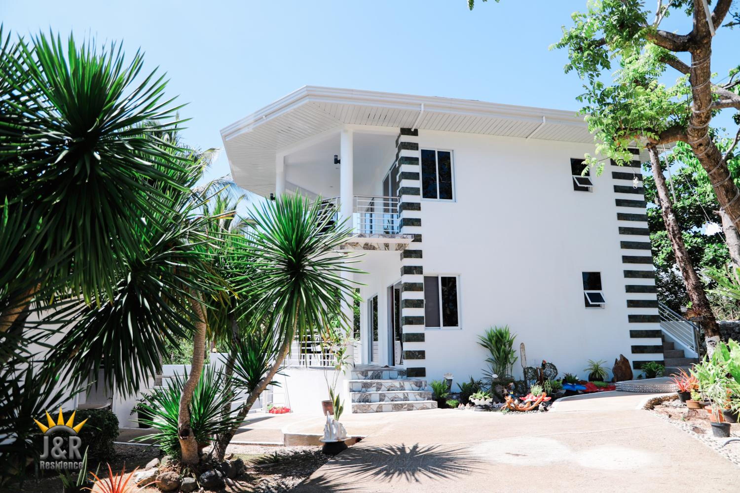 J&R Residence