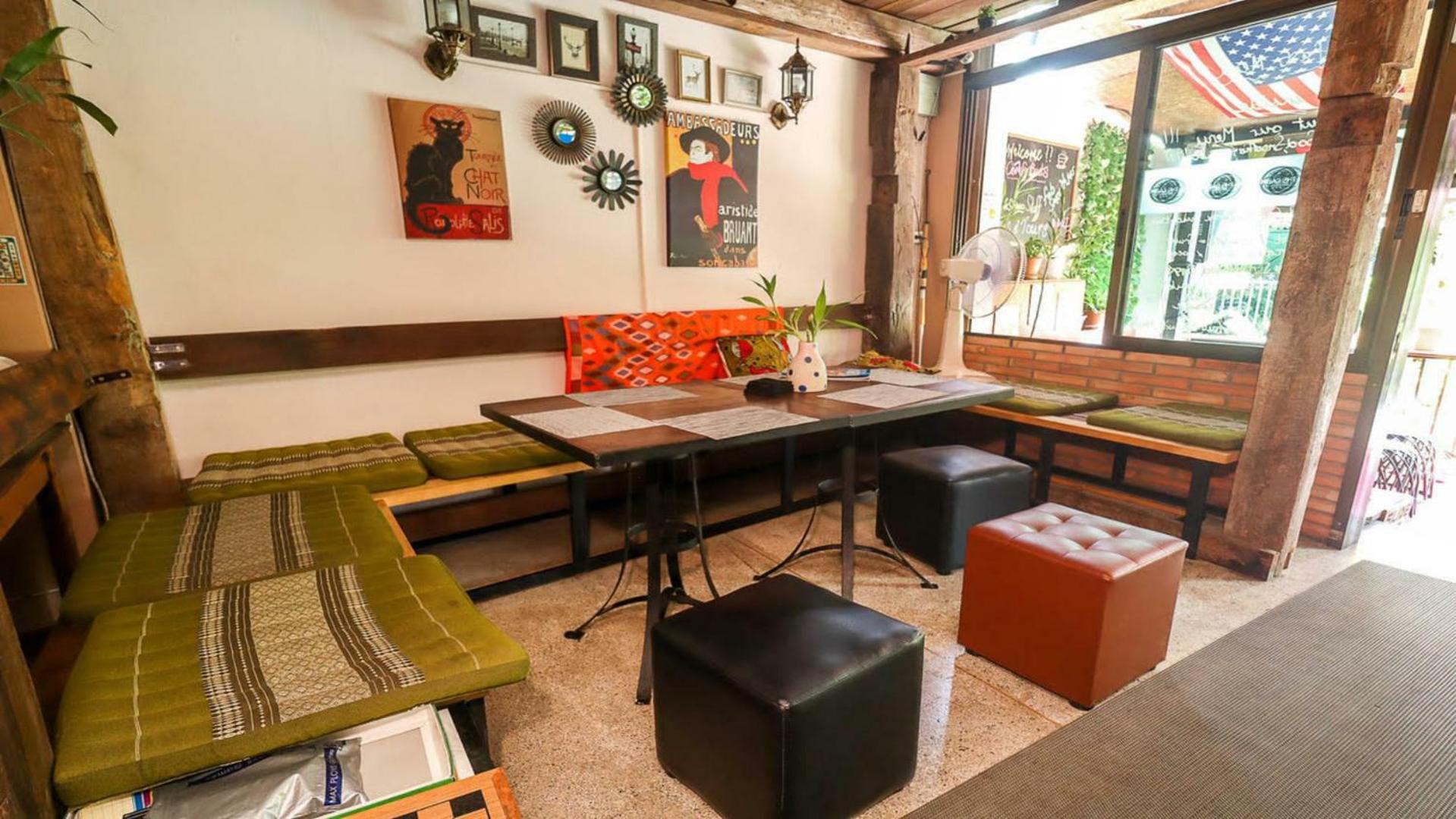 lounge