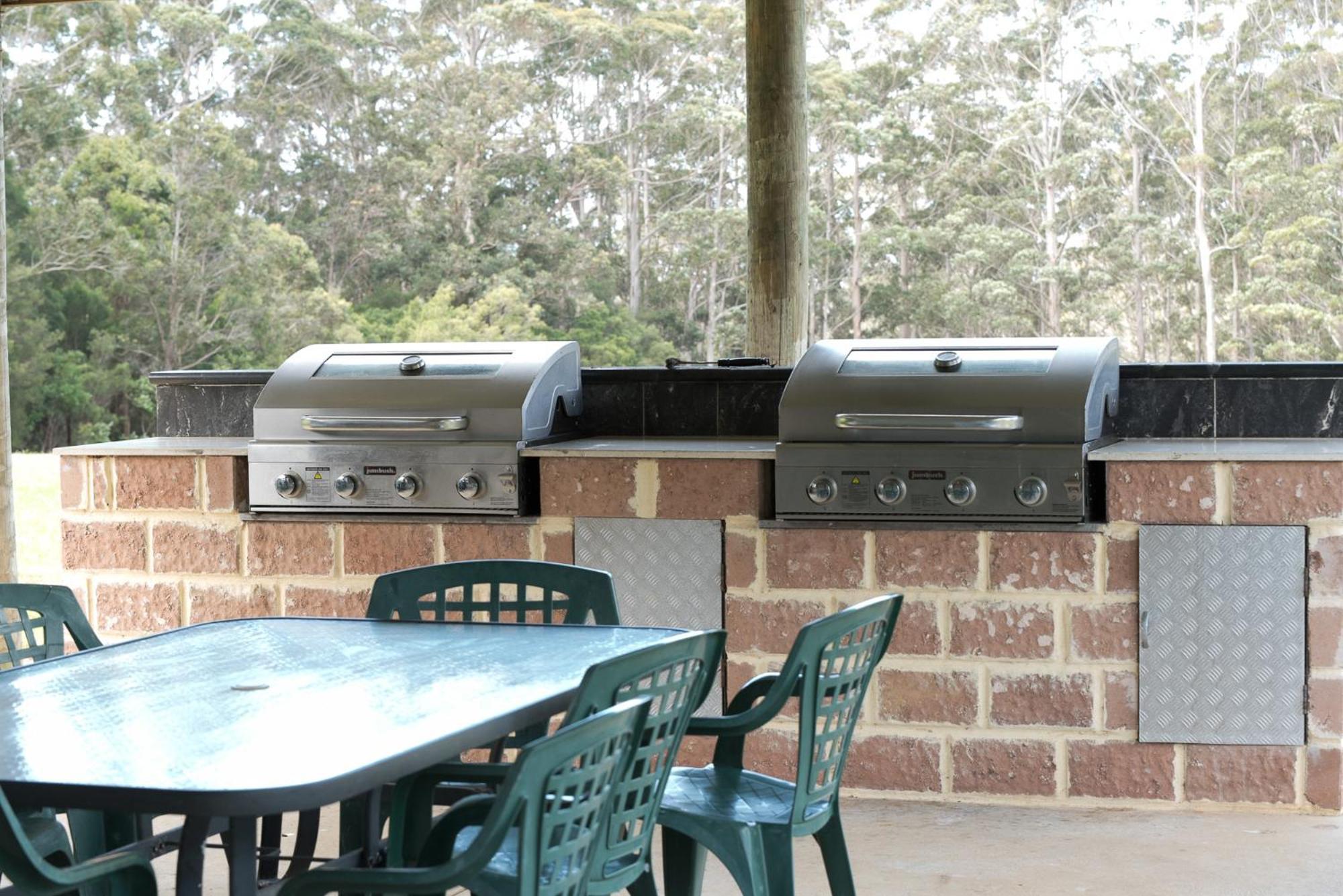 Tinglewood Cabins