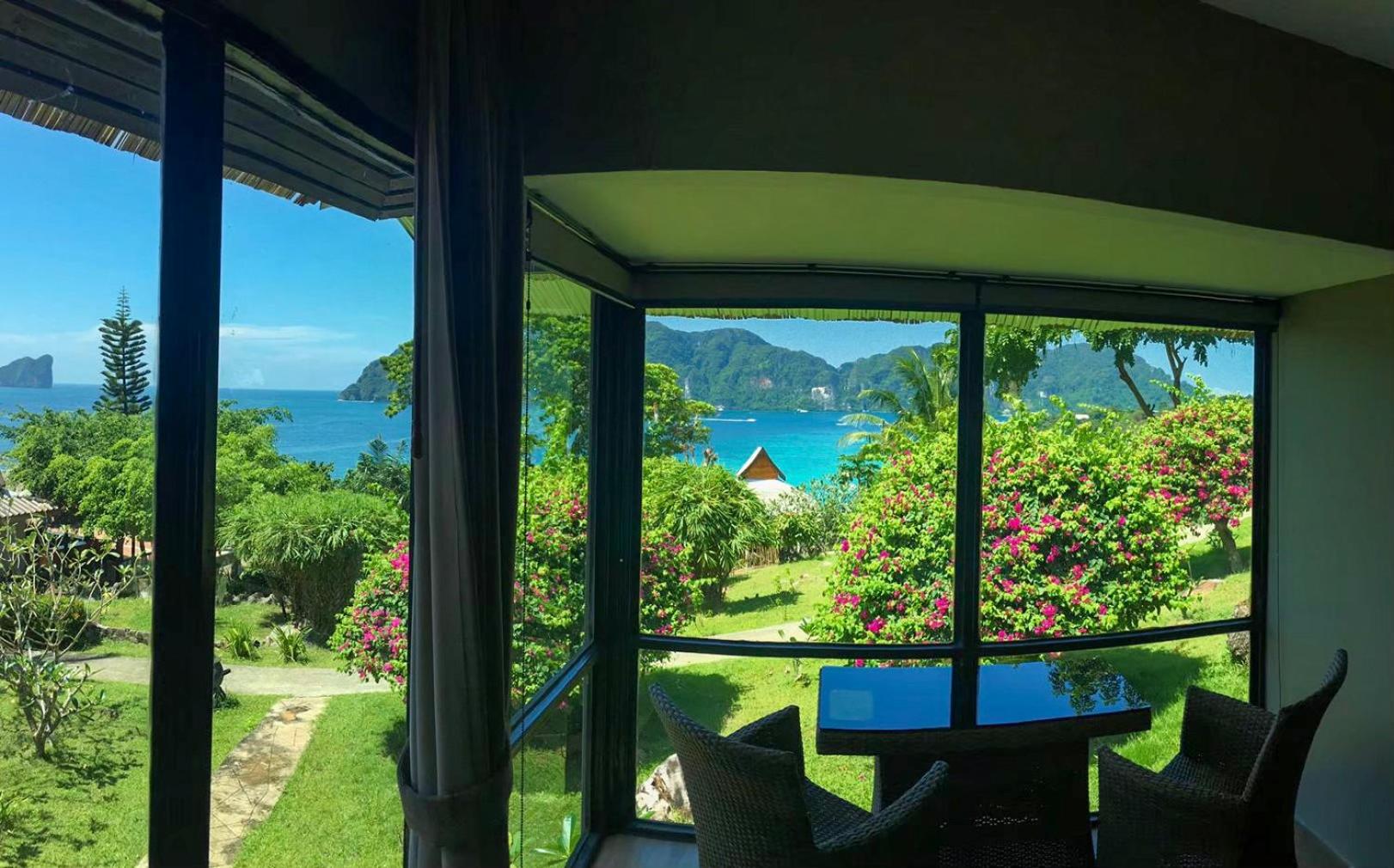 HIP Seaview Resort @ Phi Phi