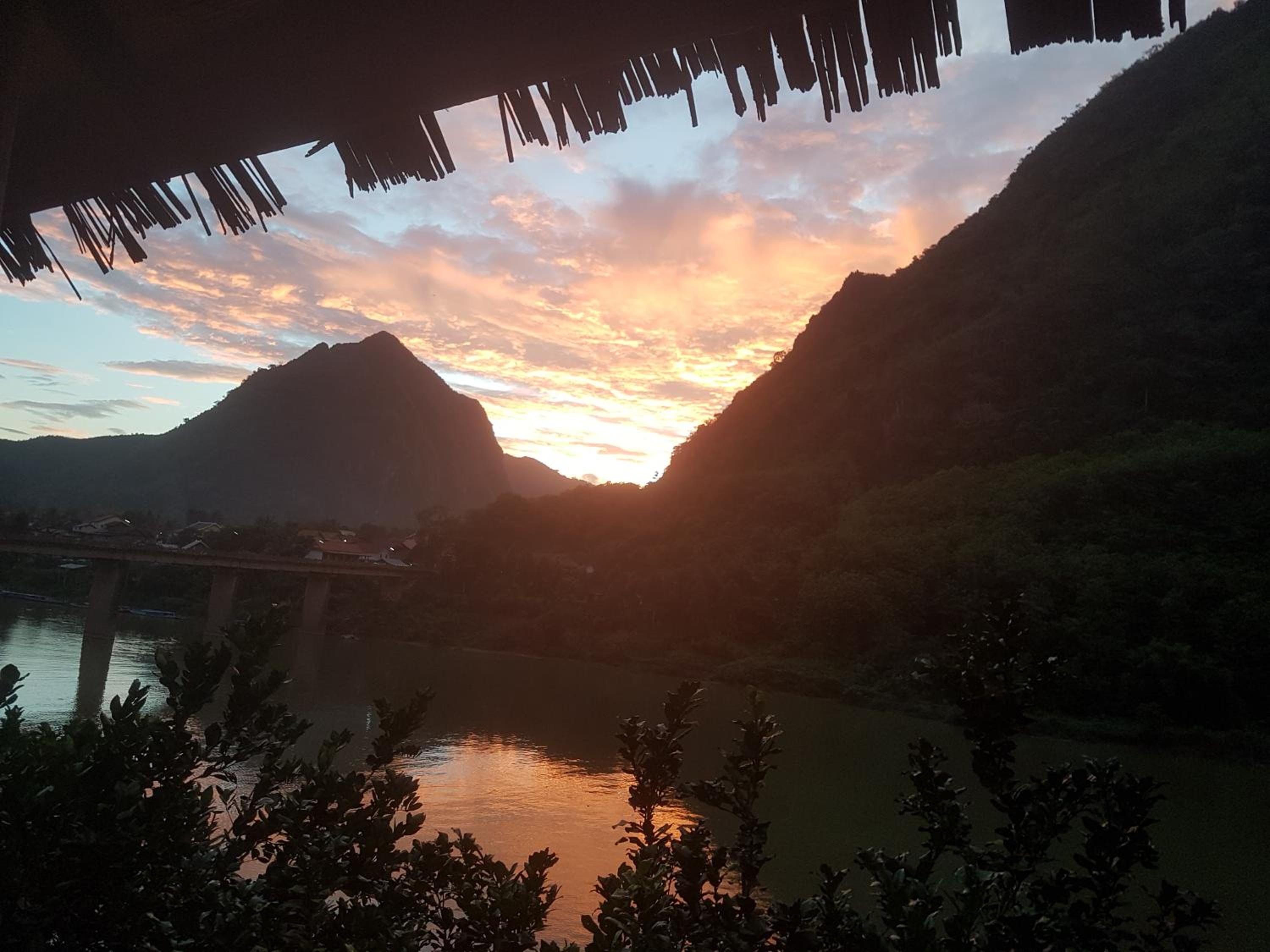 Nong Kiau Riverside