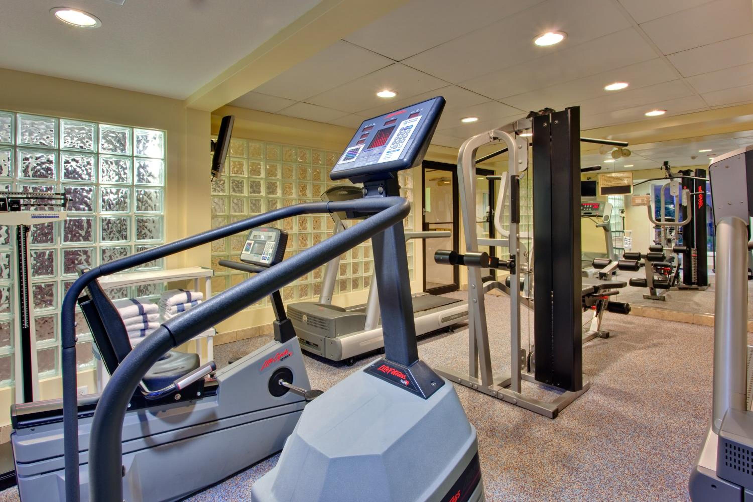 Red Deer Vacations - Holiday Inn Express Red Deer, an IHG Hotel - Property Image 12