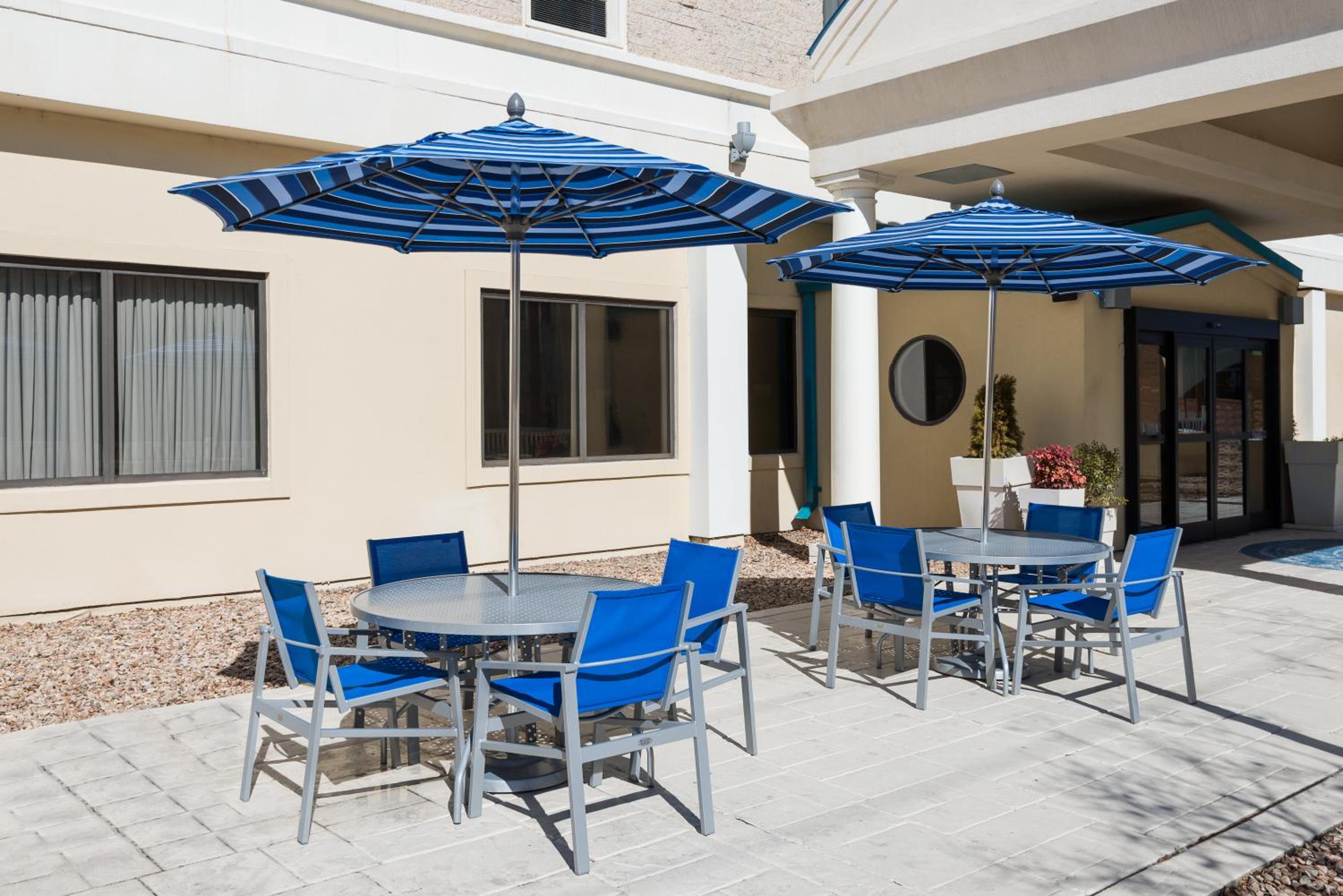 Hotel Holiday Inn Express - Richmond Downtown, an IHG Hotel - Image 1