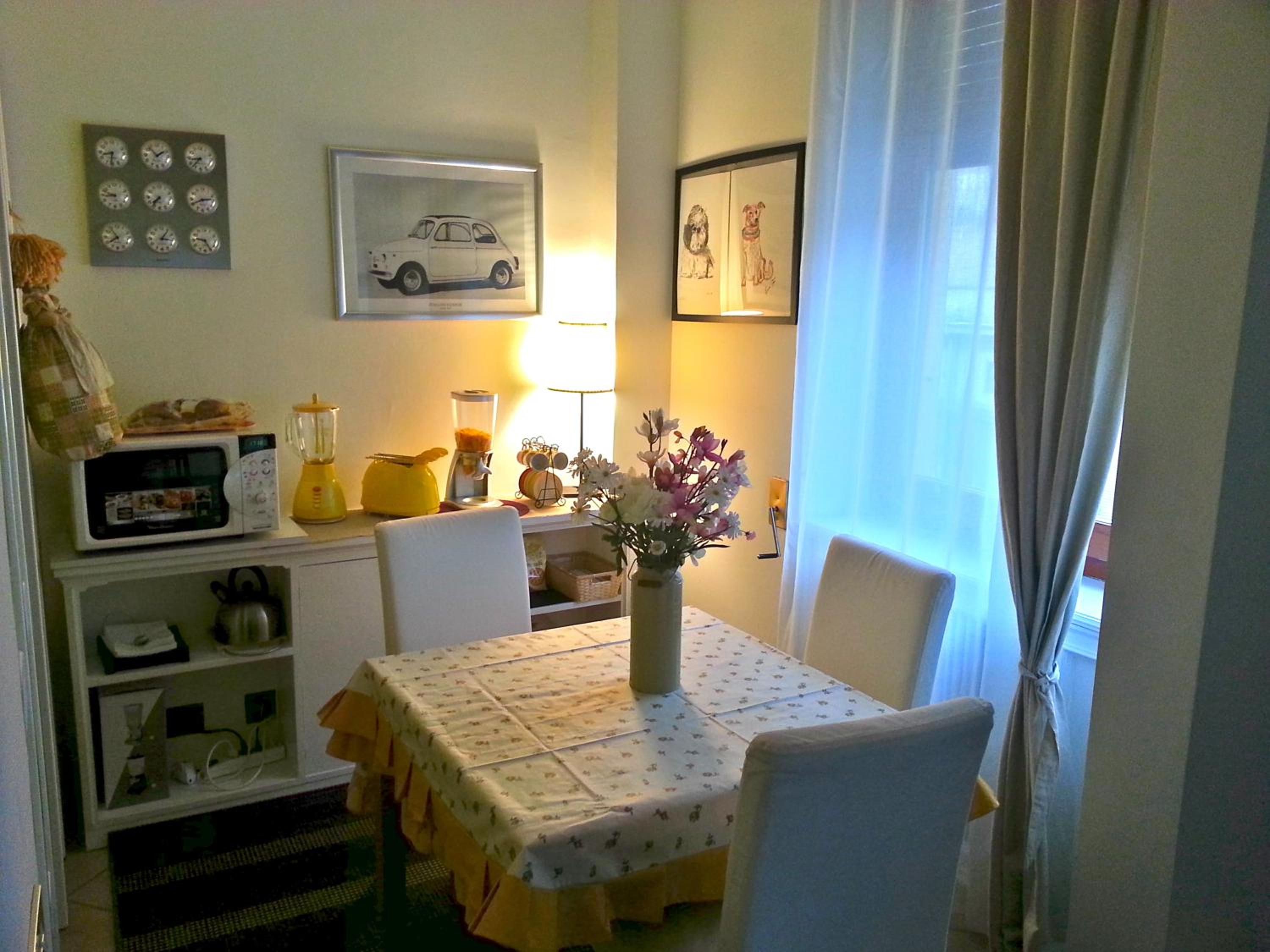 SUITE 14 - Appartamento delizioso in ROMA Centro- 200 mt da METRO B