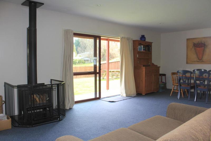 14a Bath Street view 3
