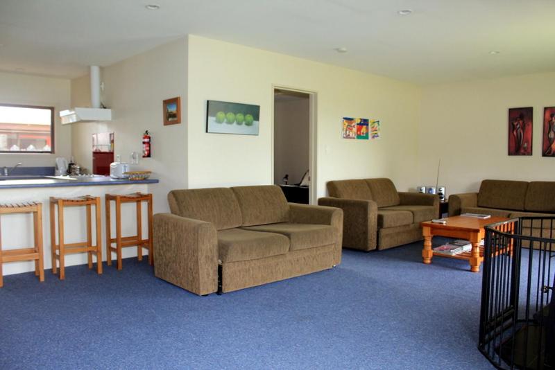 14a Bath Street view 4