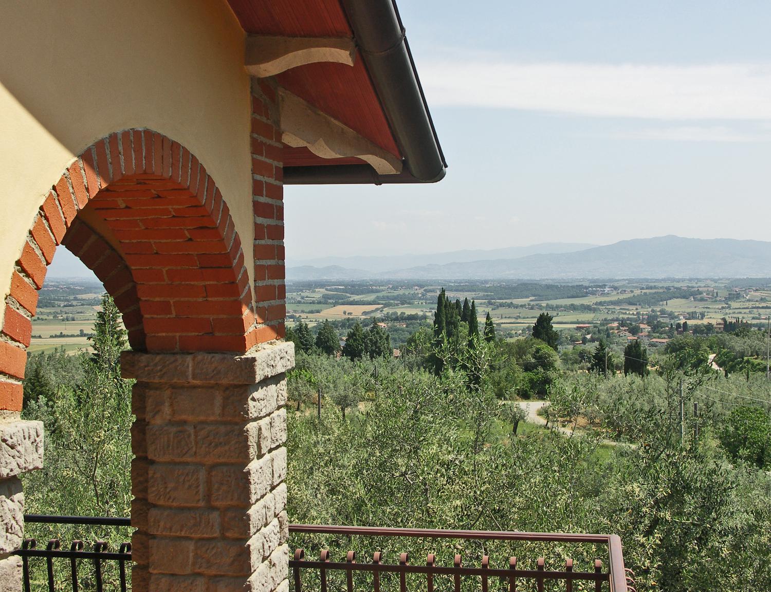 LA MAESTA' view 5