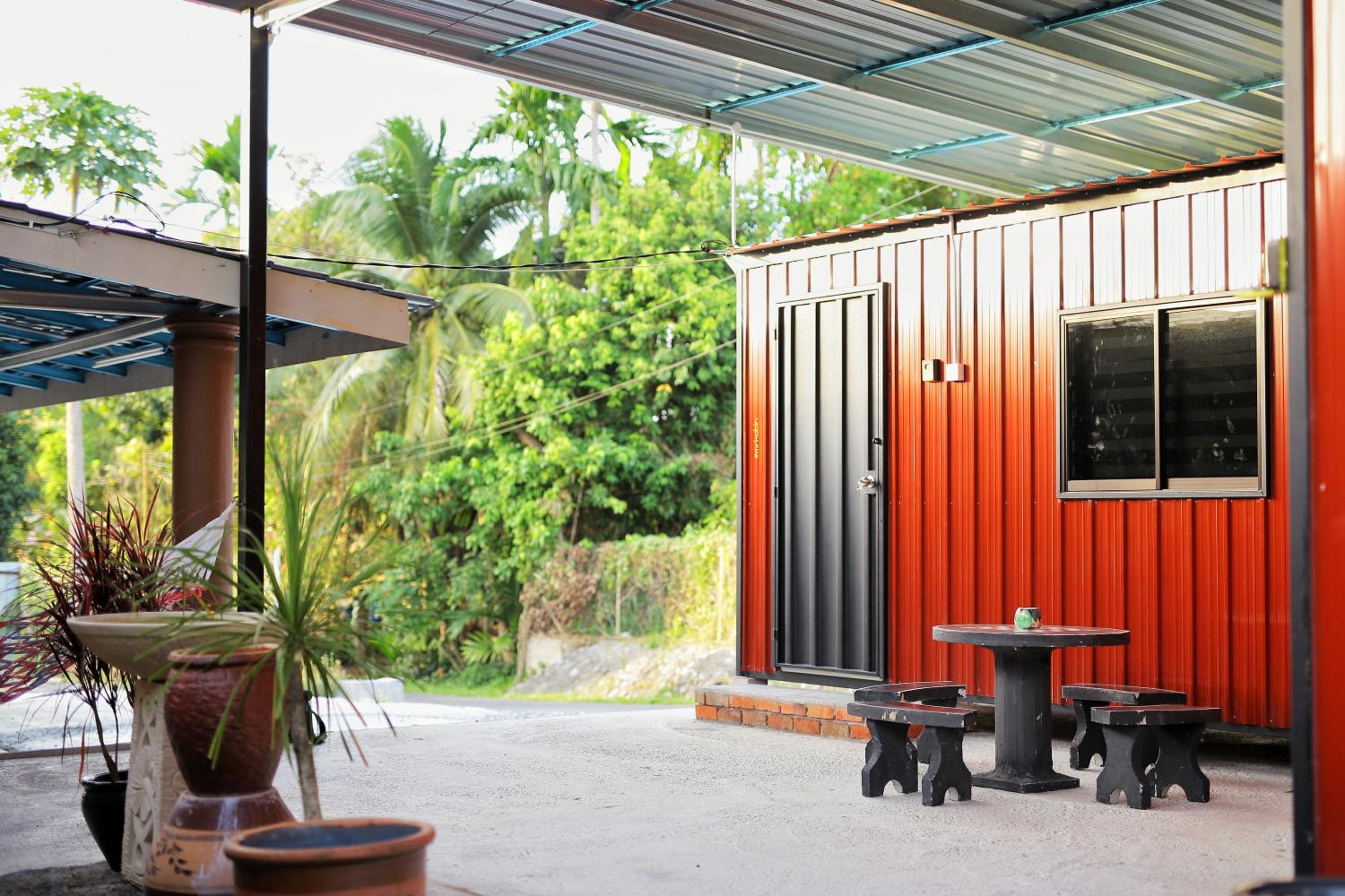 Padang Besar Red Cabin Homestay photo 3