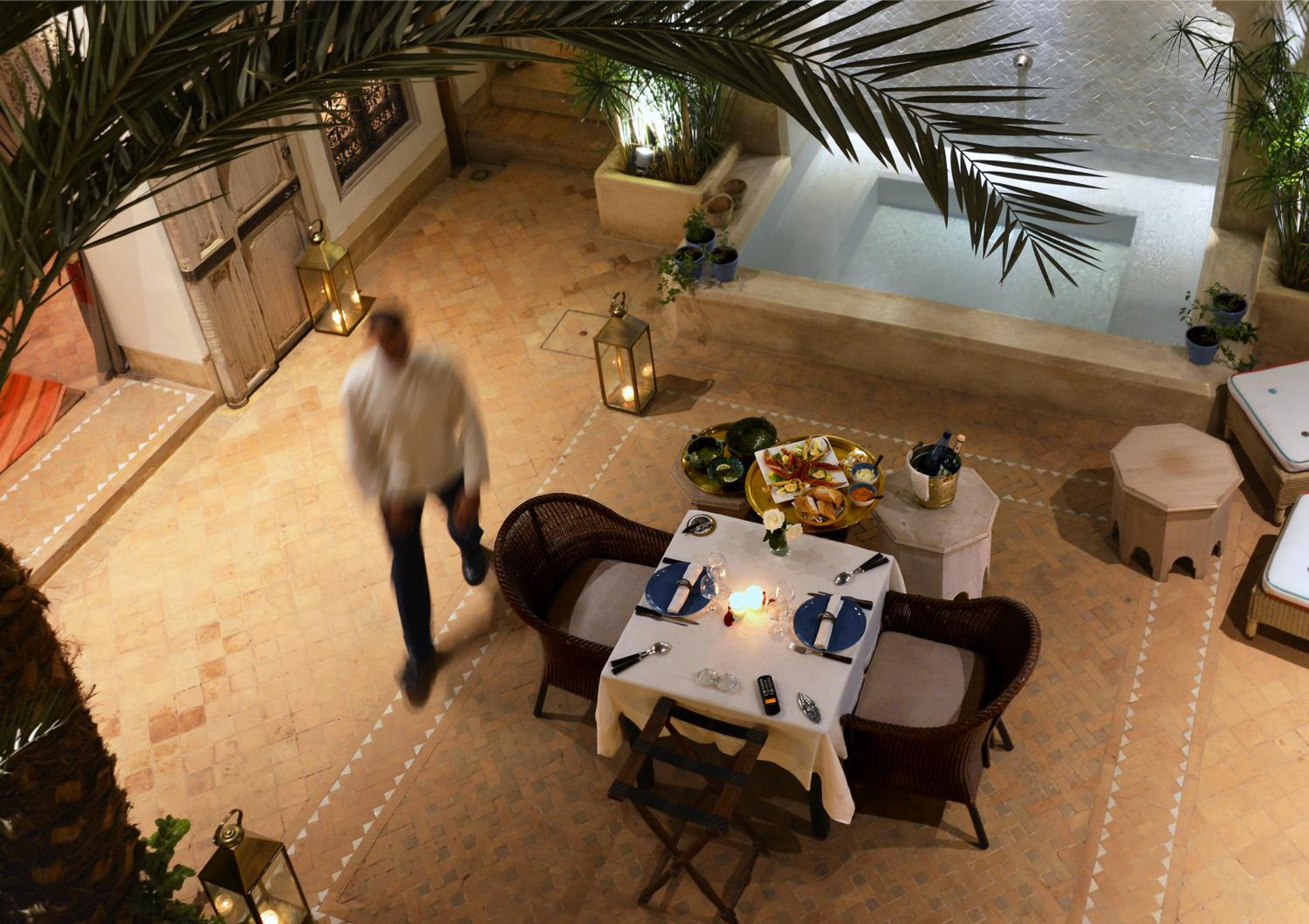 dining