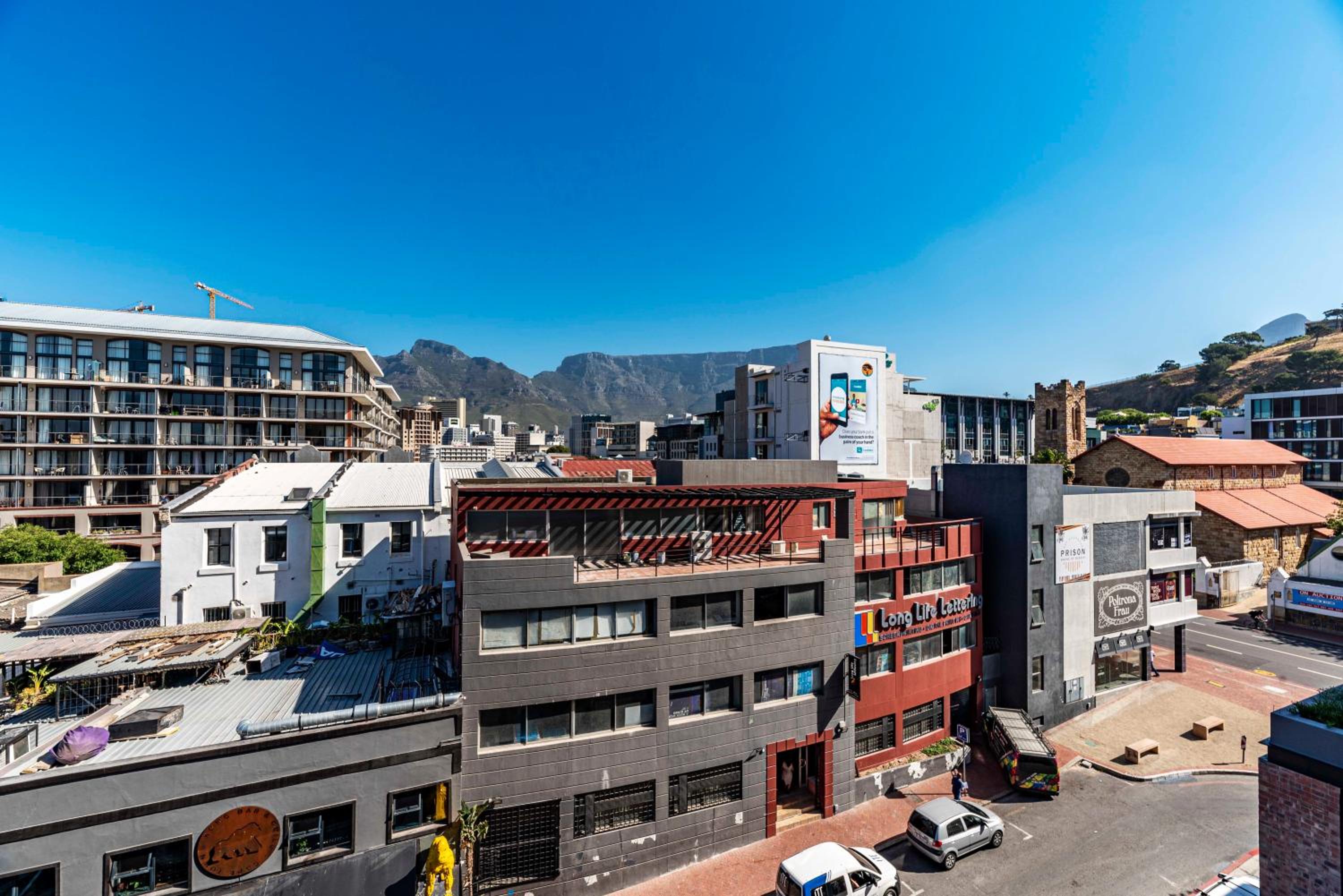 411 The Signature, De Waterkant view 3
