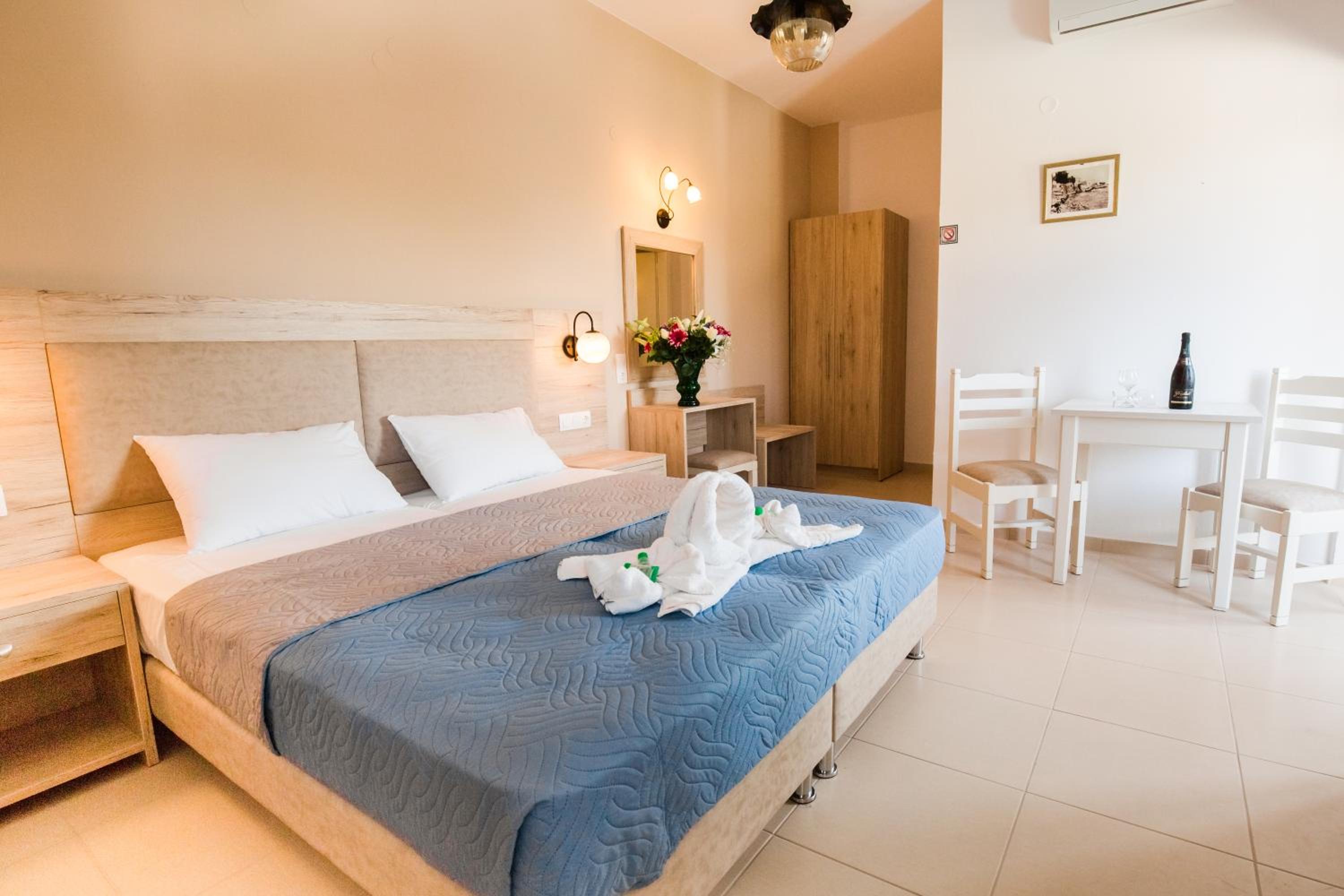 Mastorakis Hotel and Studios