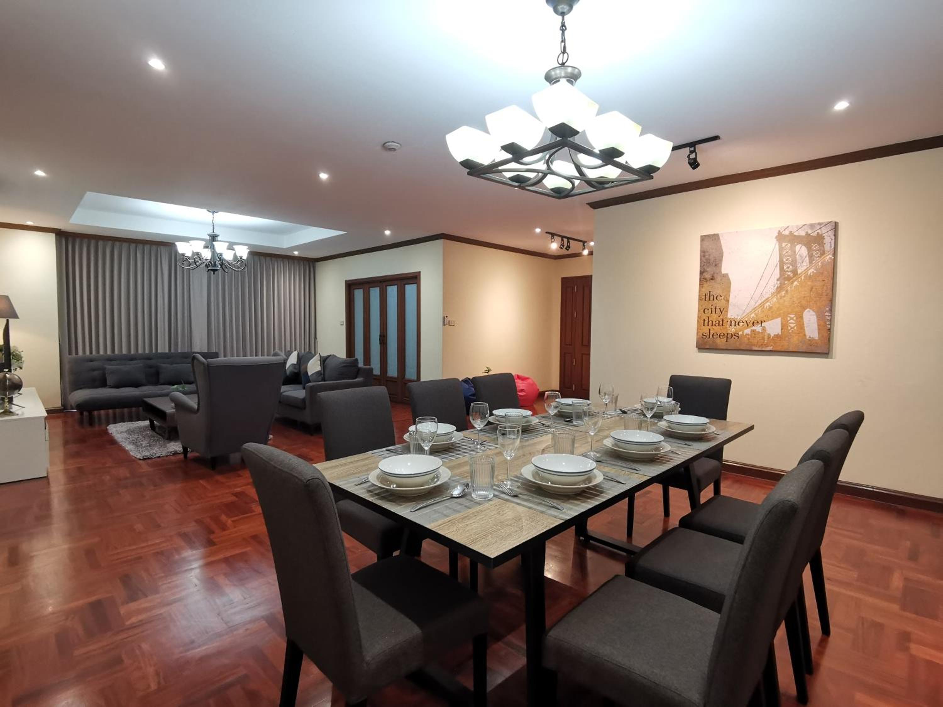 NT Place Sukhumvit Suites