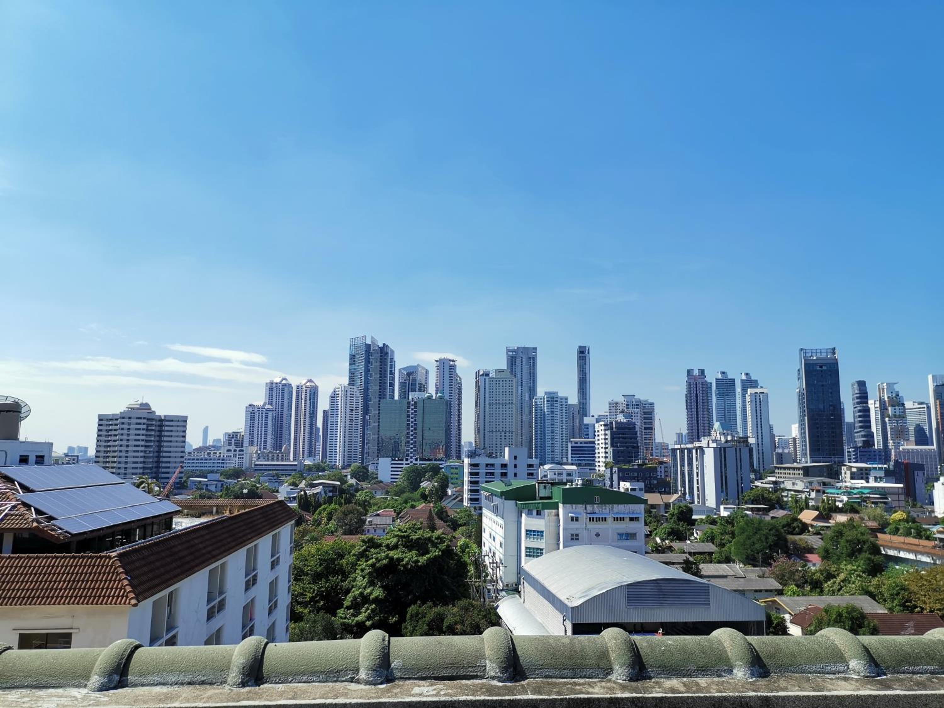 NT Place Sukhumvit Suites