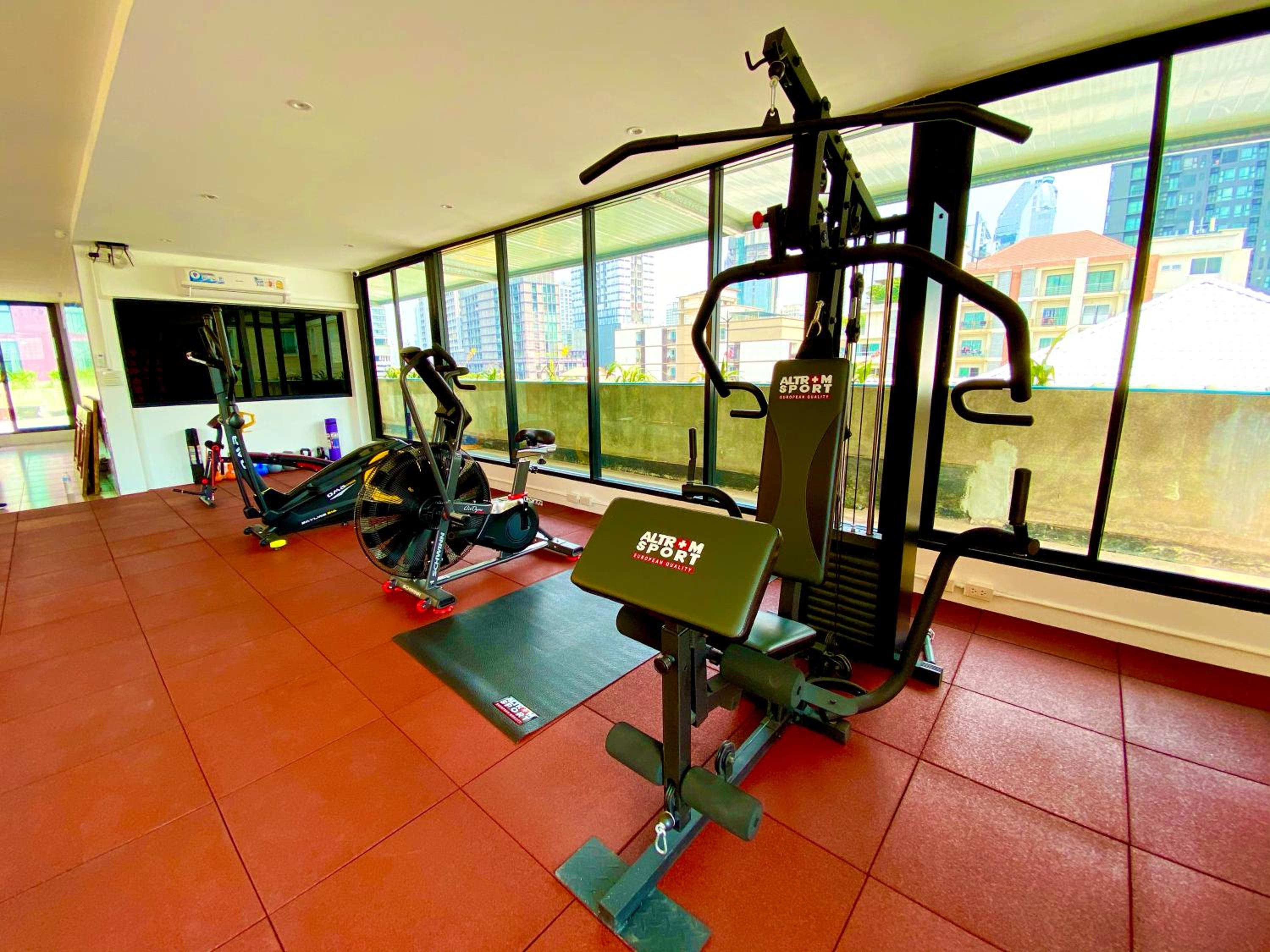 NT Place Sukhumvit Suites