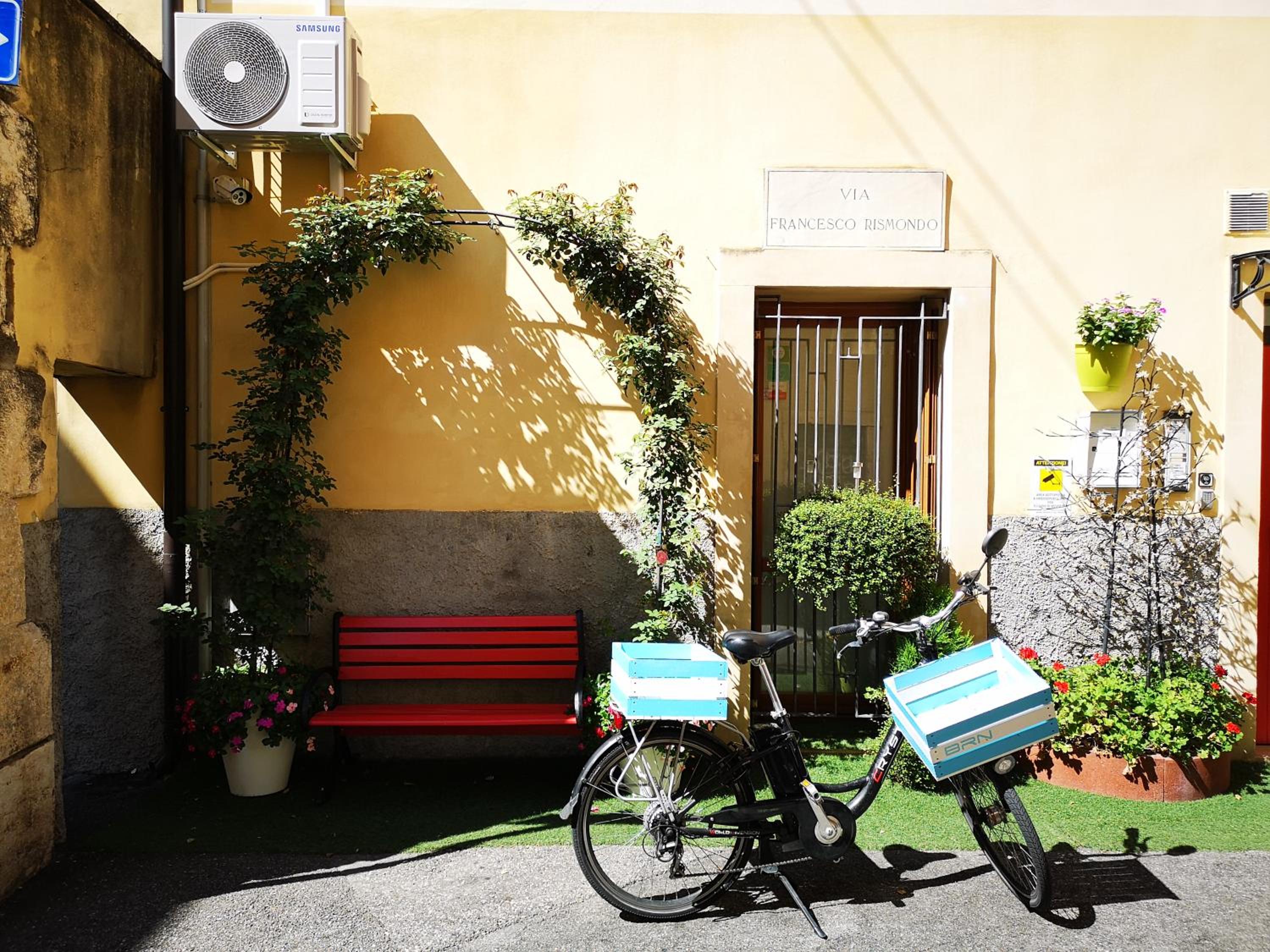 Giardino Giusti House & Court