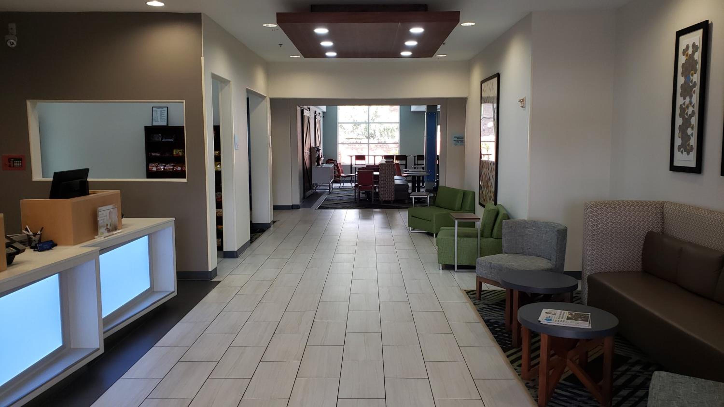 Holiday Inn Express Hotel and Suites Weslaco, an IHG Hotel - Property Image 5