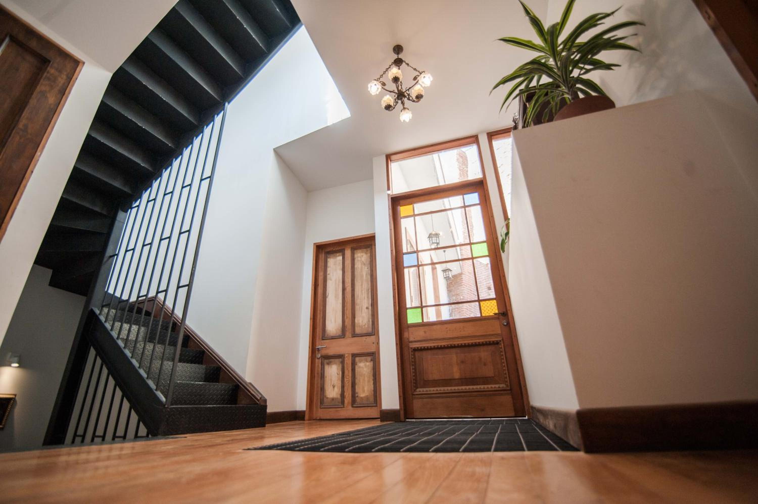 Casa California Guesthouse