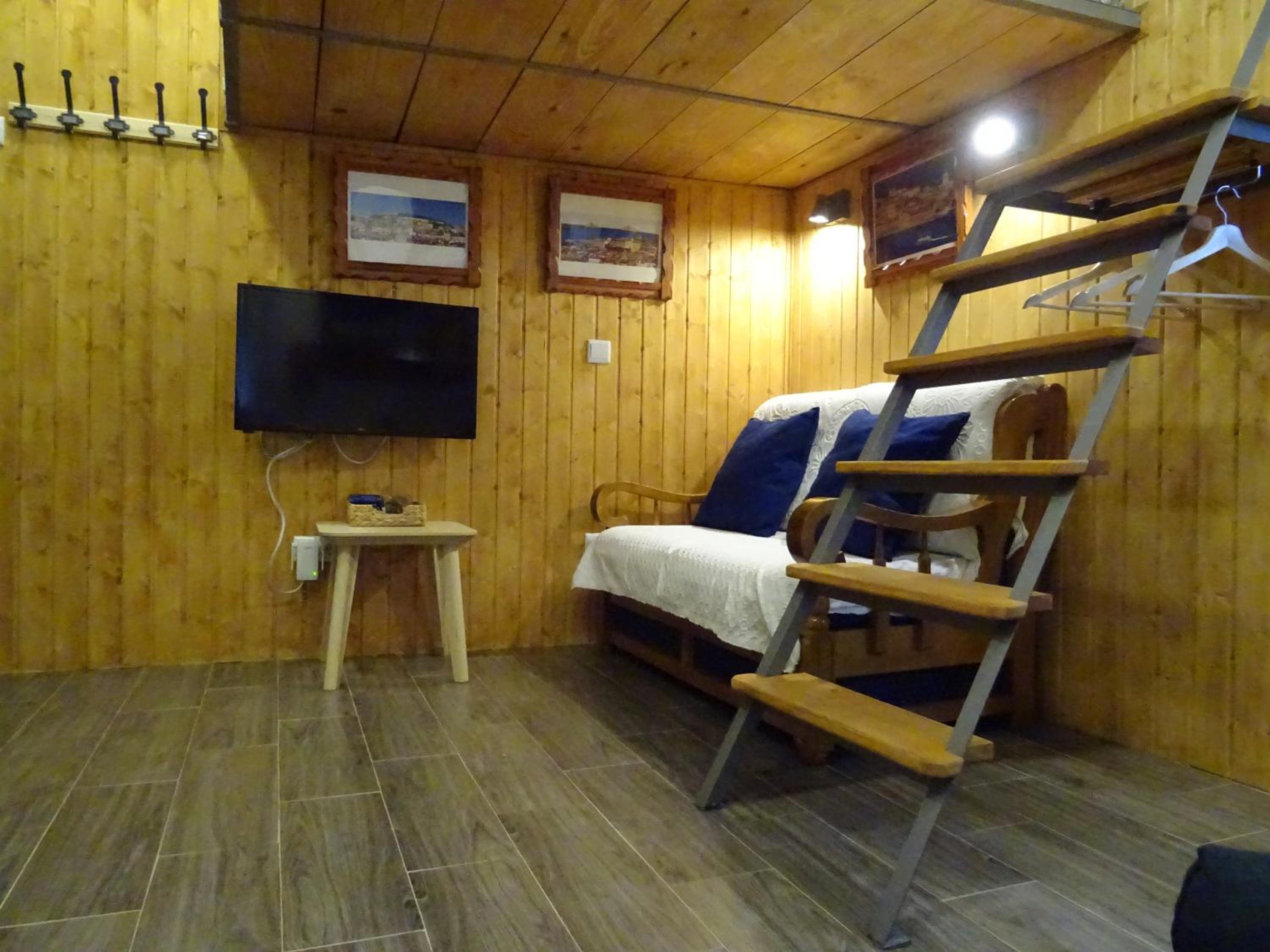 Photo 41