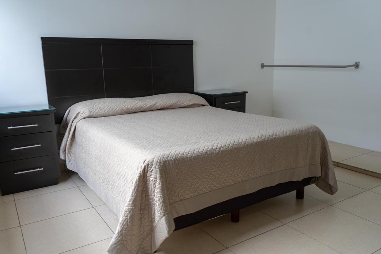 Apartamentos Torre II Condominios - Pet Friendly