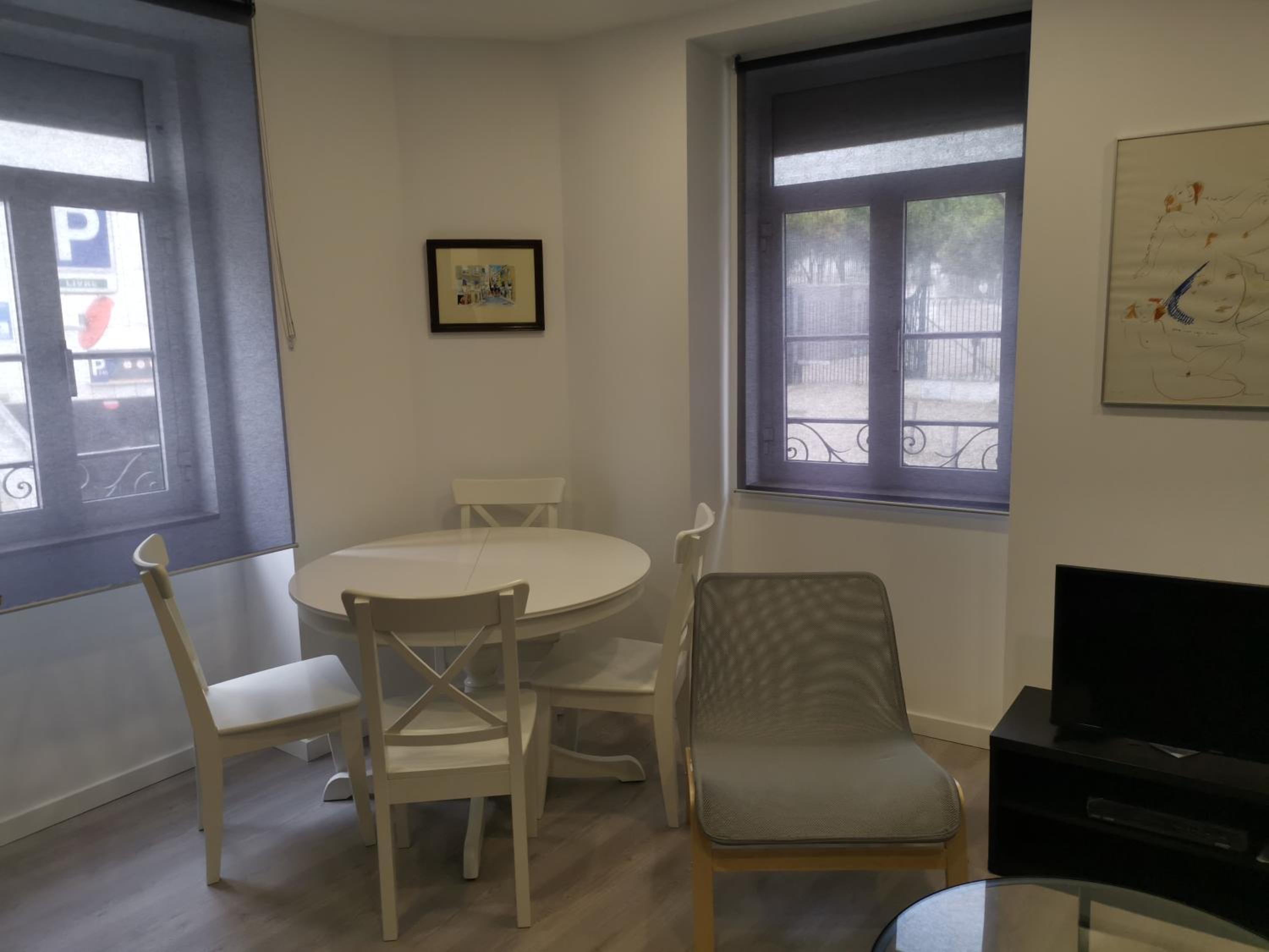 Chiado Local Artist Suites w Parking & EV view 2