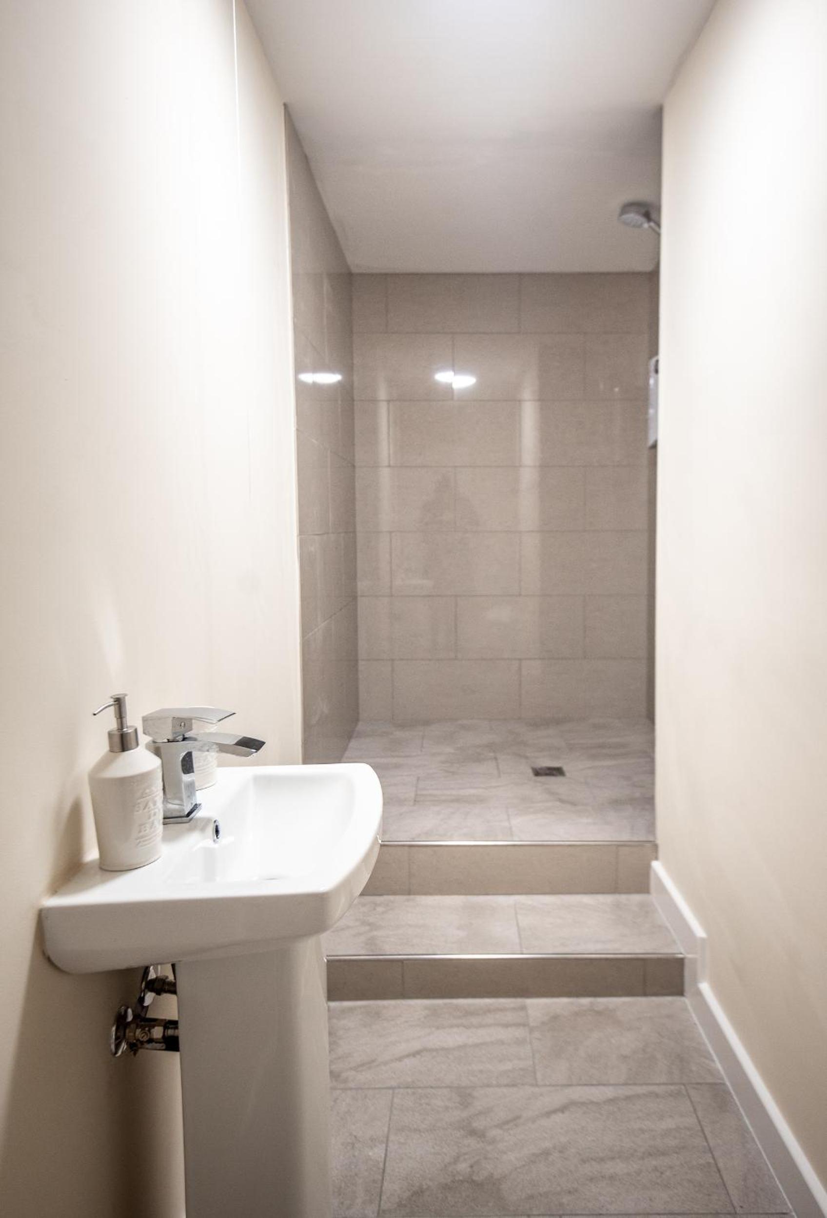 Trivelles Waterhall Country Gatwick Hotel & airport parking