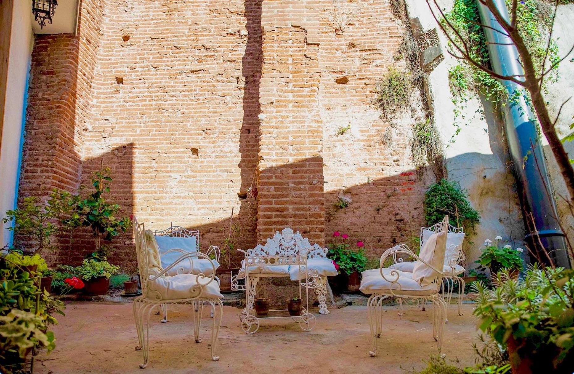 Casa California Guesthouse