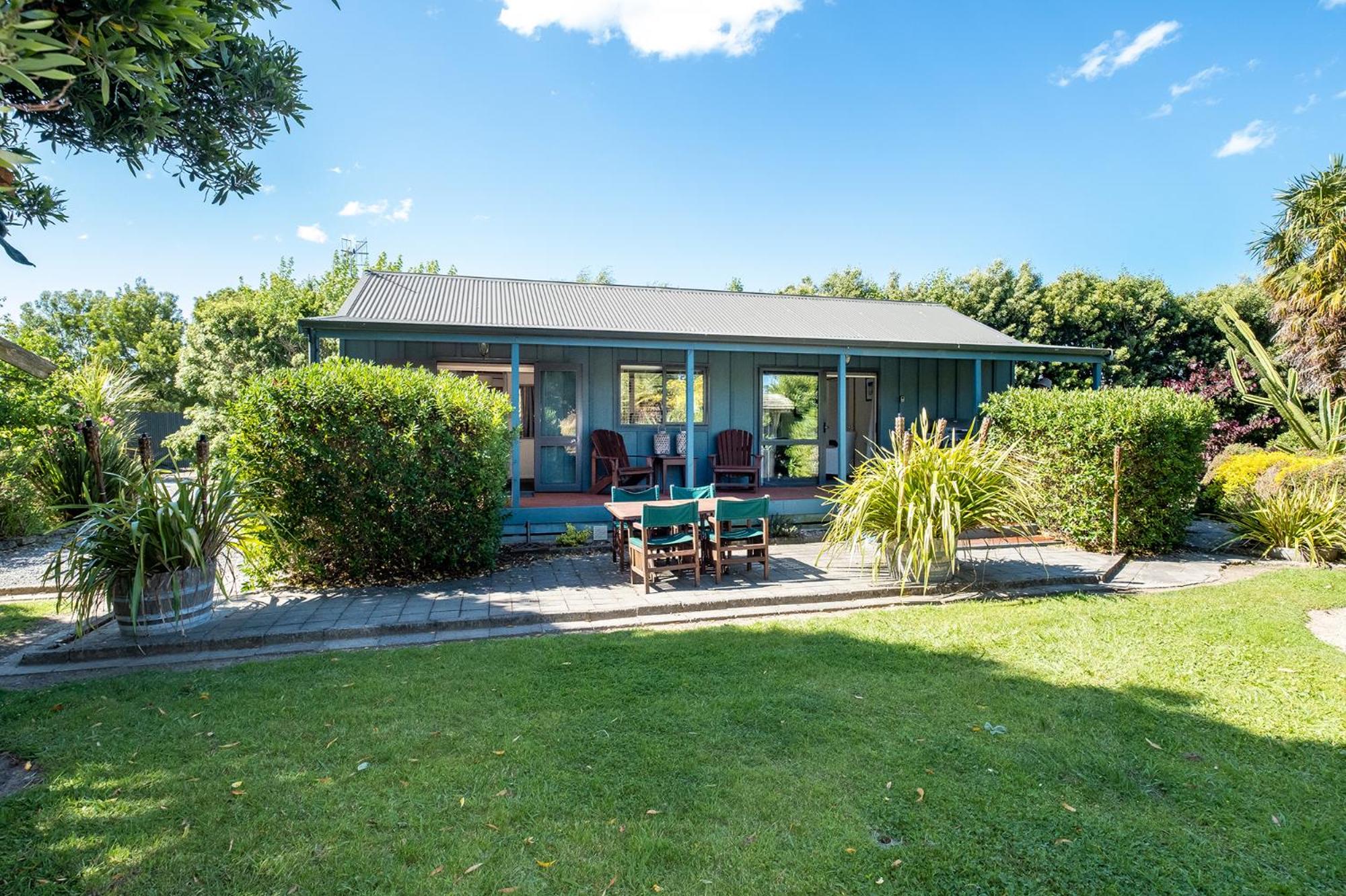 Lawn Cottages