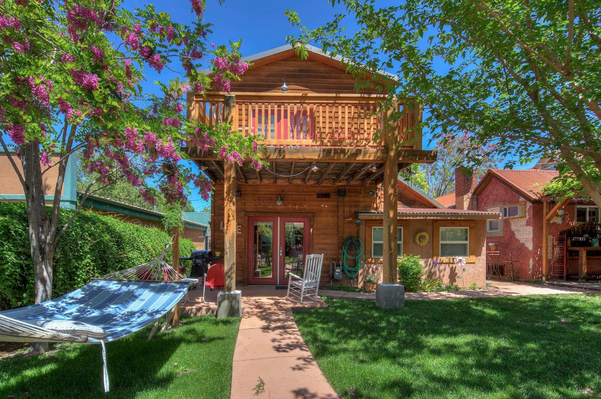Cali Cochitta Vacation Rentals