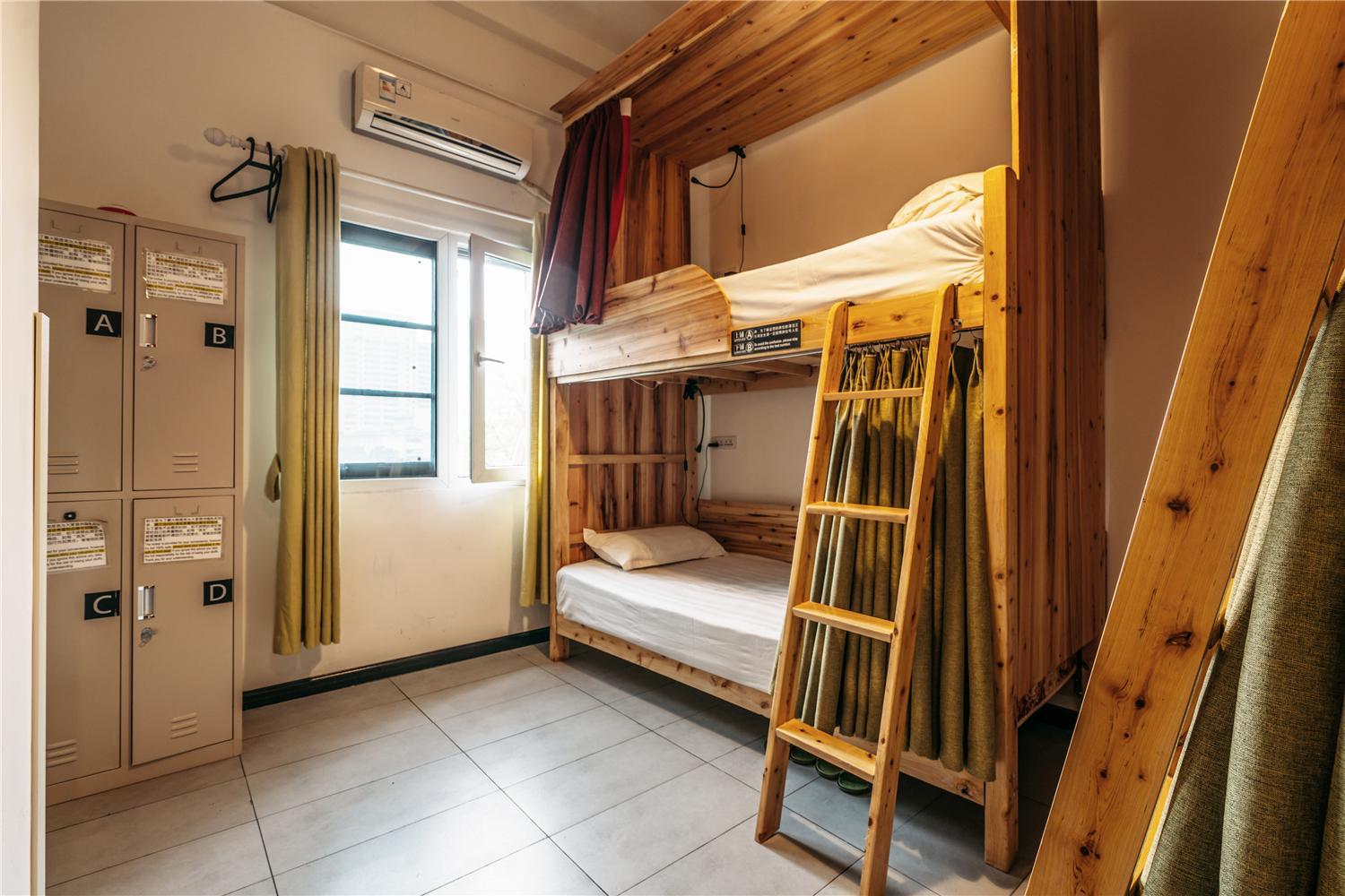 POSHPACKER - Chengdu Flipflop Hostel photo 12 of 206