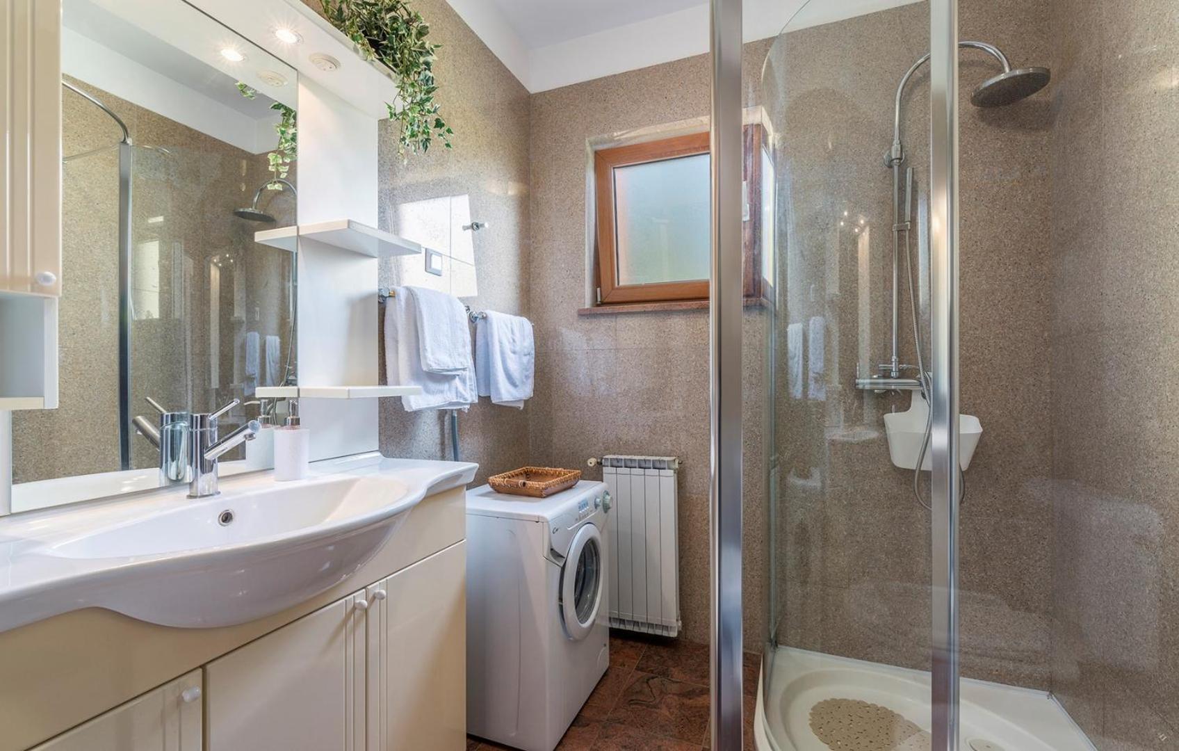 Apartment Complex Silvana - Property Image 28