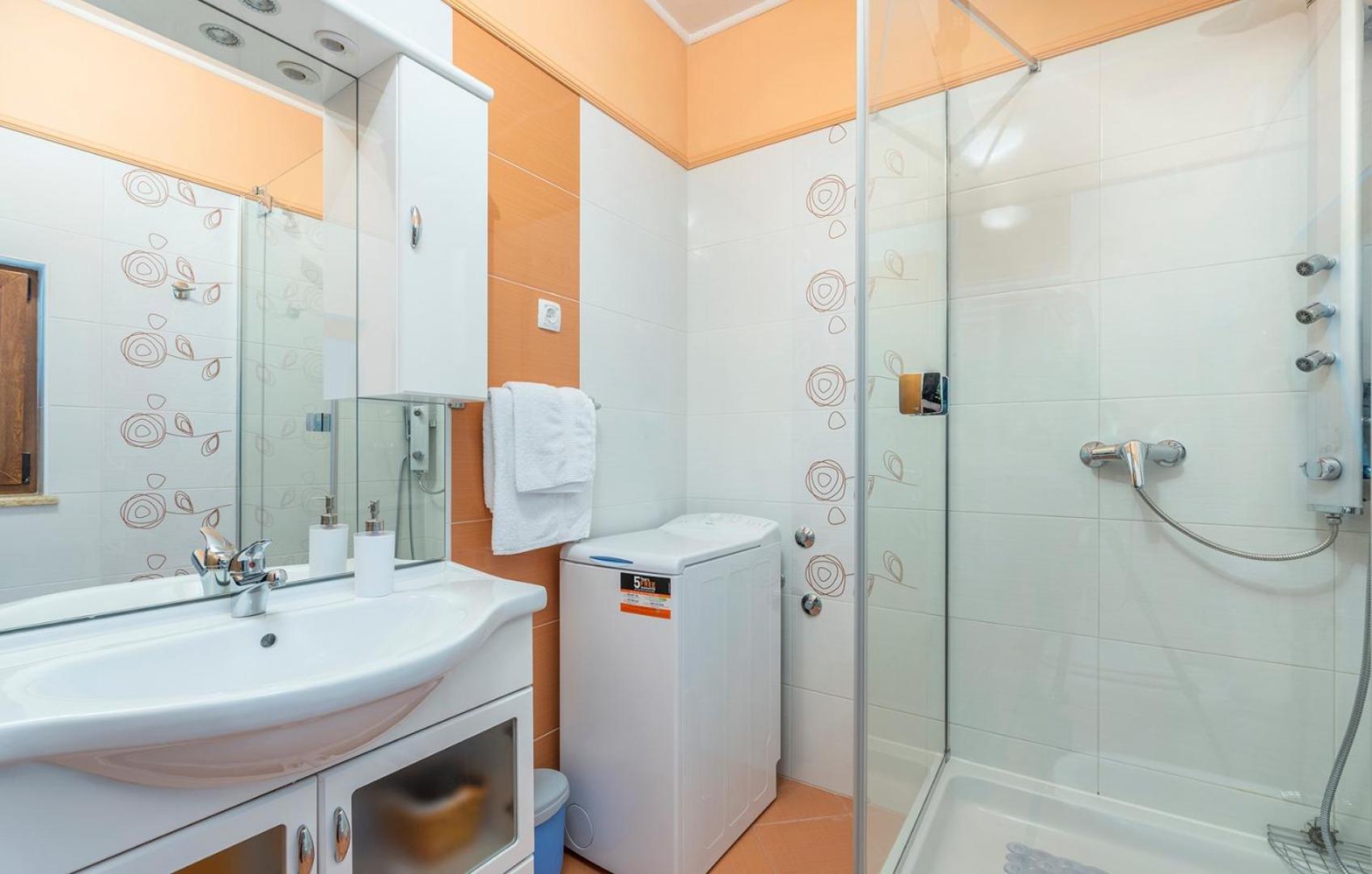 Apartment Complex Silvana - Property Image 29