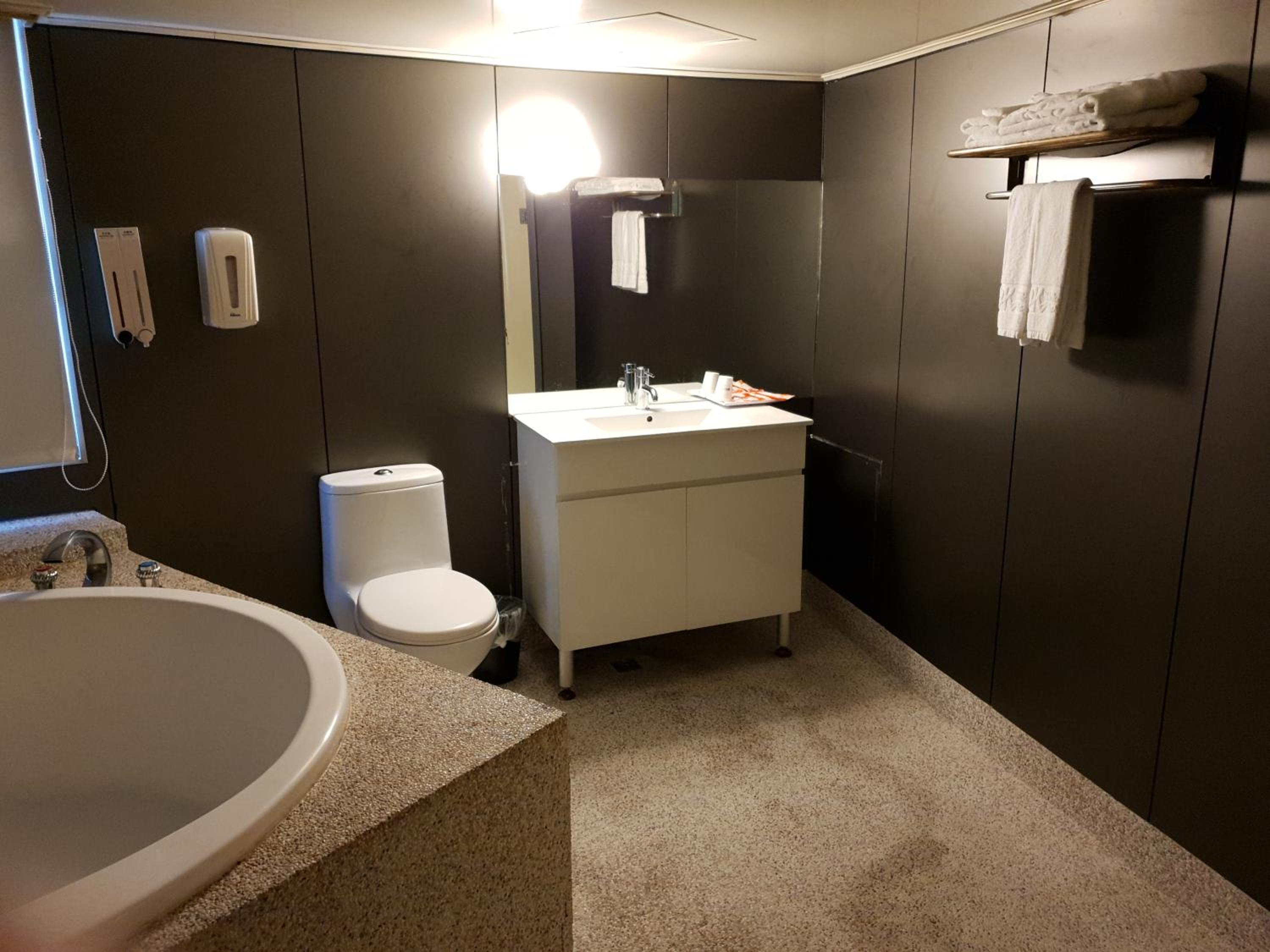 Walker Hotel - Sanchong