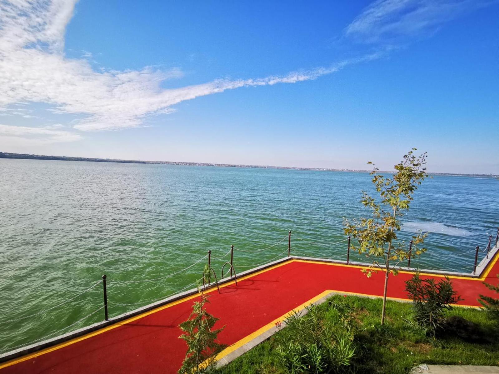 Nouvelle Apartments - BY THE LAKE view 2