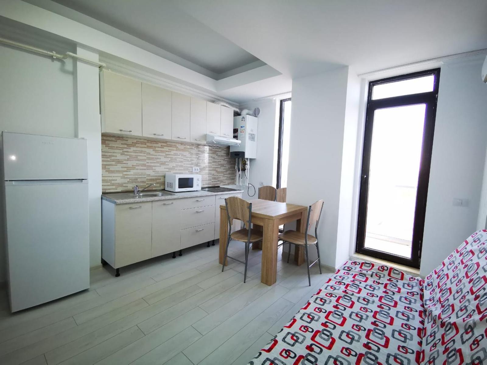 Nouvelle Apartments - BY THE LAKE view 3