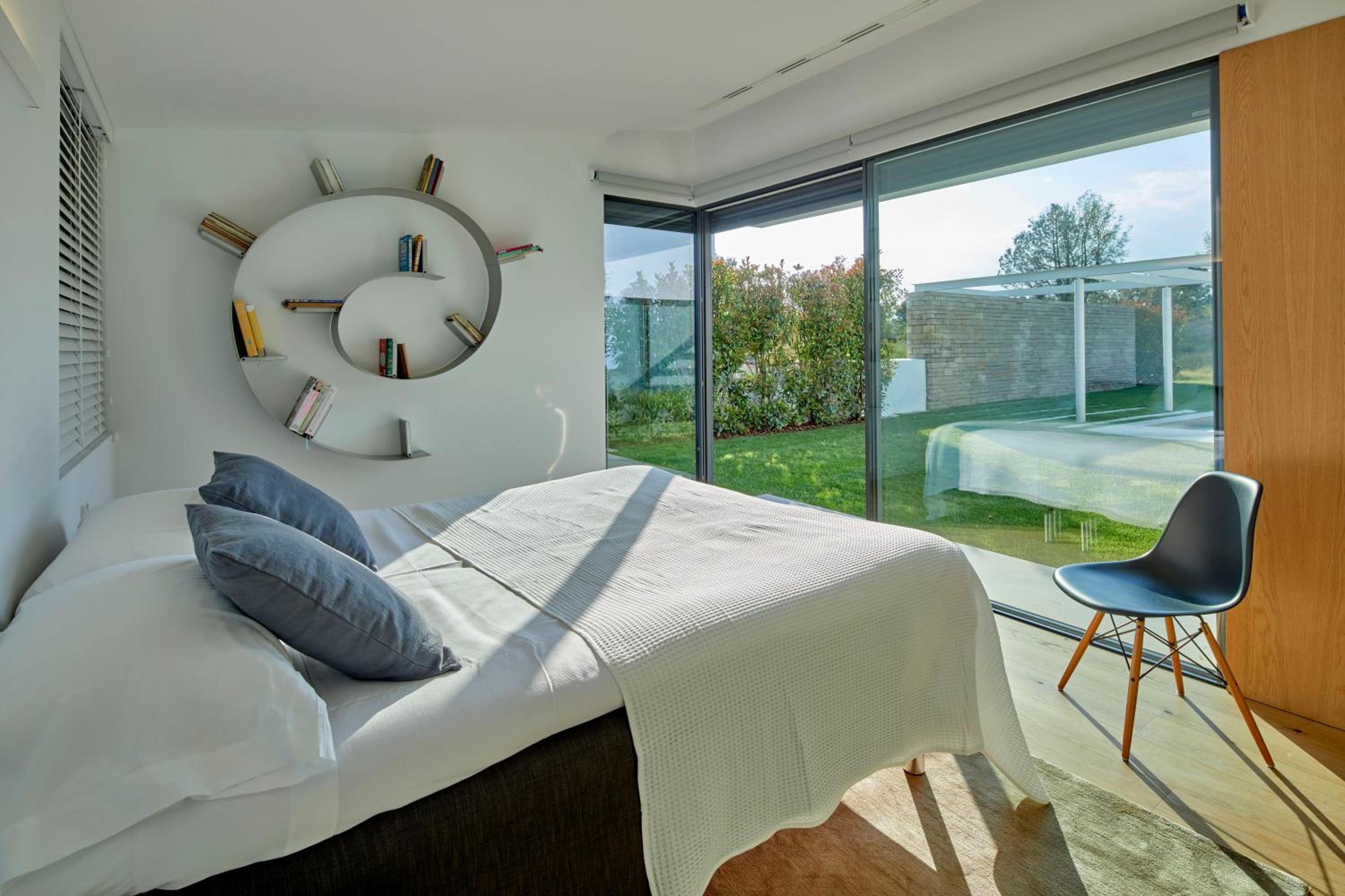 Holiday Rentals at Camiral, a Quinta do Lago Resort